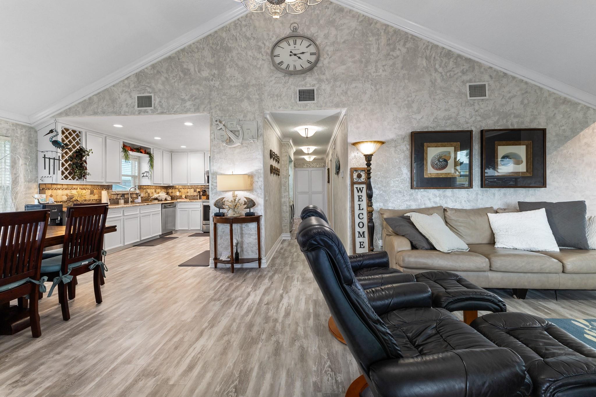 16544 John Silver Road