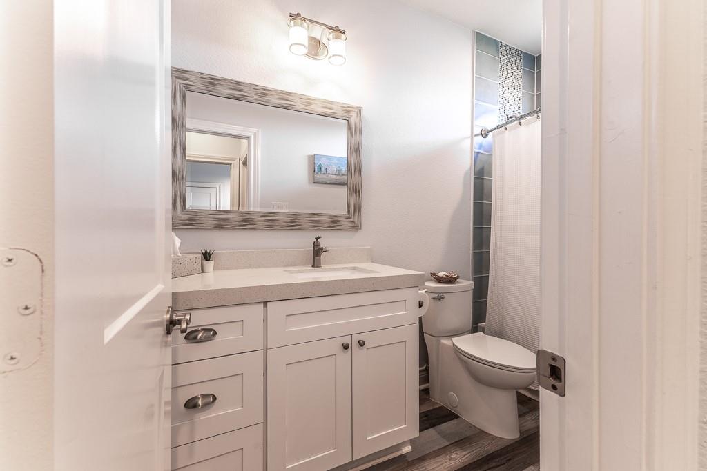 13111 Buccaneer Parkway