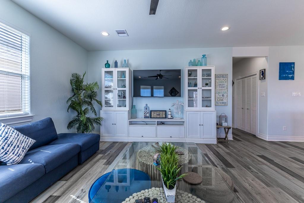 13111 Buccaneer Parkway