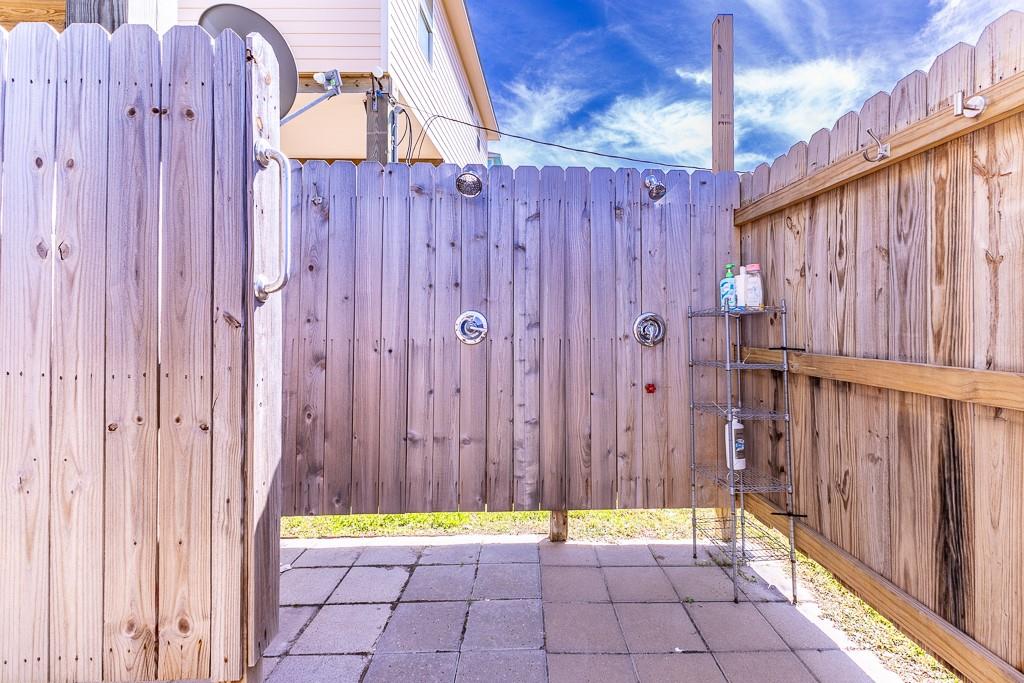 13111 Buccaneer Parkway