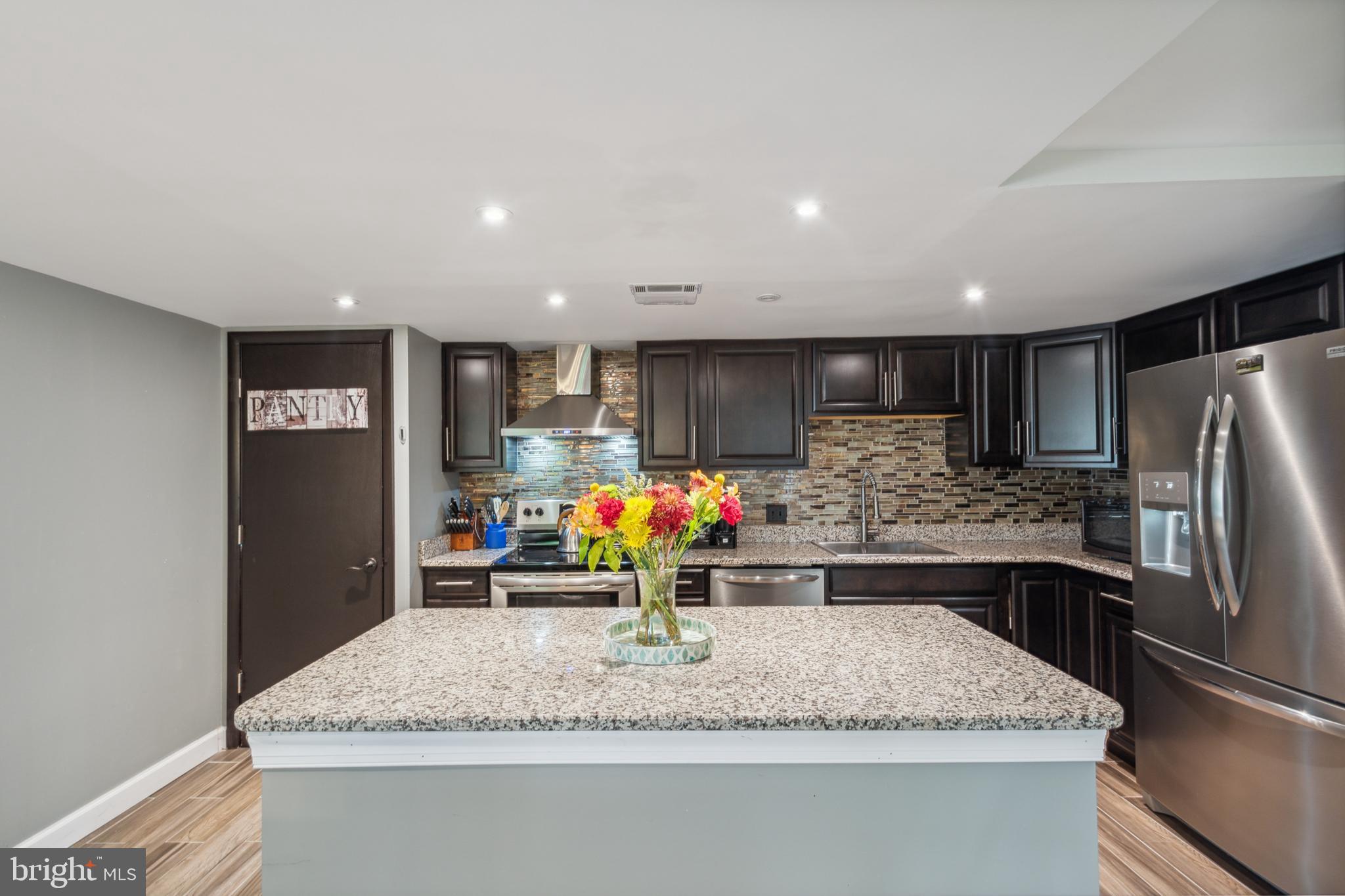 1040 Deer Ridge DRIVE Unit: 300