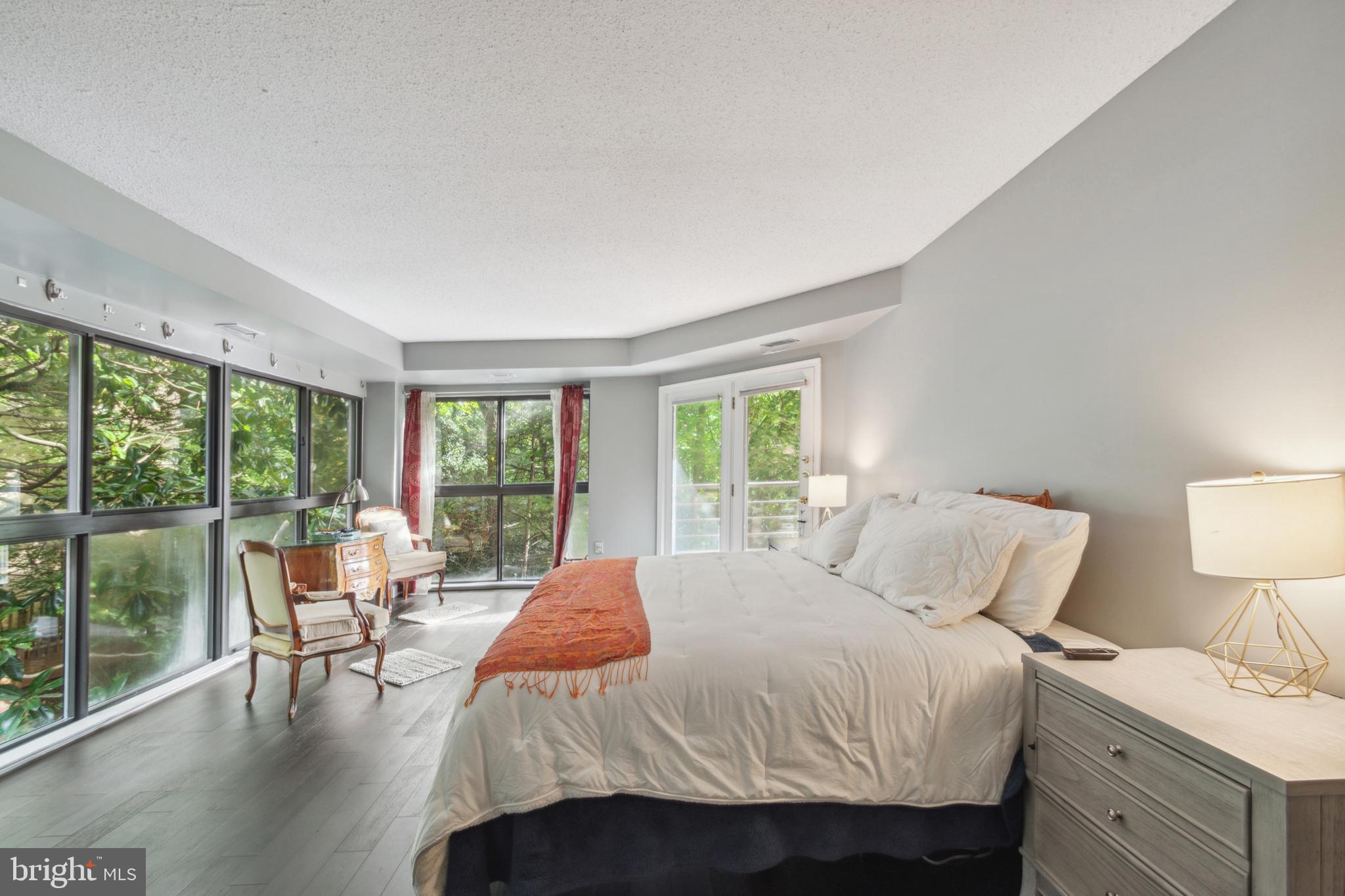 1040 Deer Ridge DRIVE Unit: 300