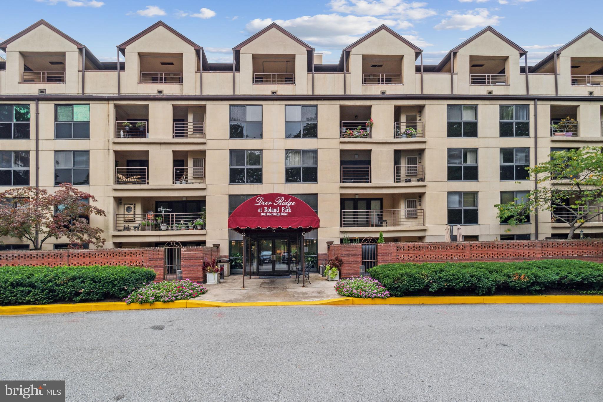 1040 Deer Ridge DRIVE Unit: 300