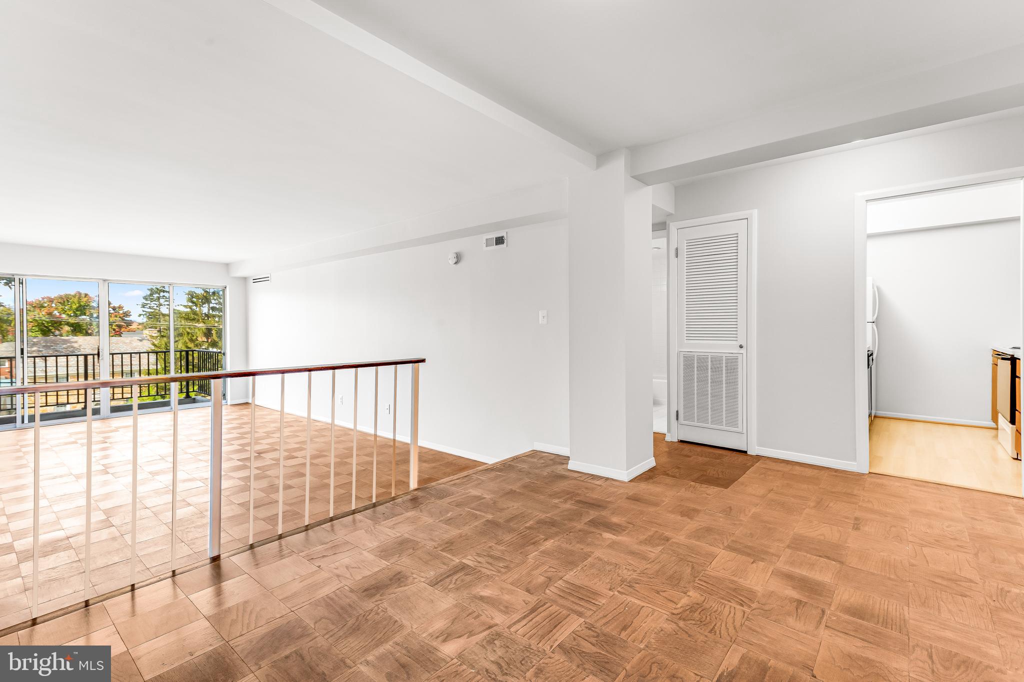 3601 Clarks LANE Unit: 404