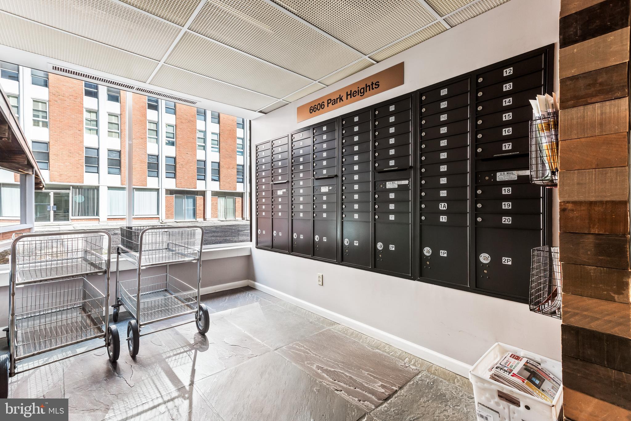 3601 Clarks LANE Unit: 404