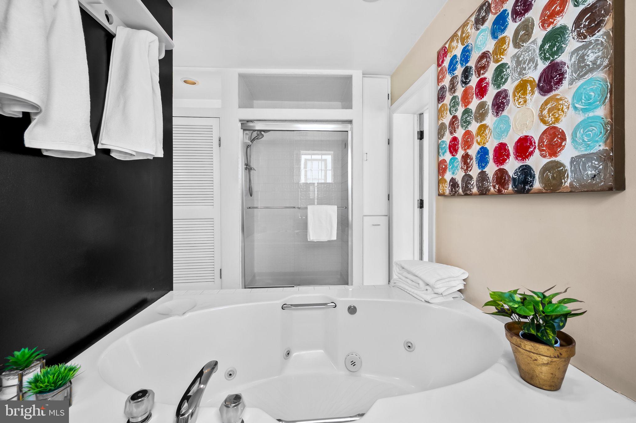 139 W Lafayette Ave