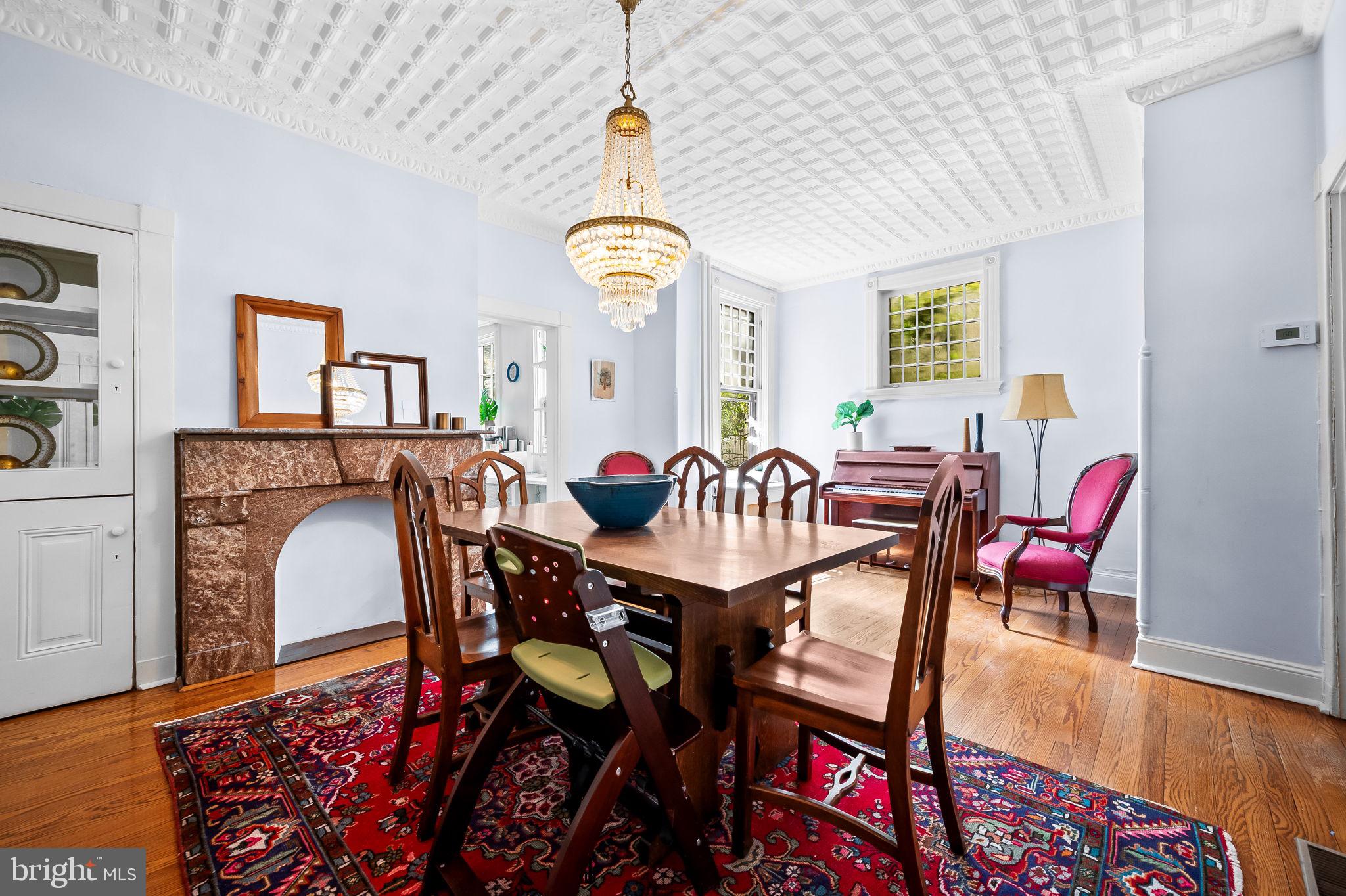 139 W Lafayette Ave