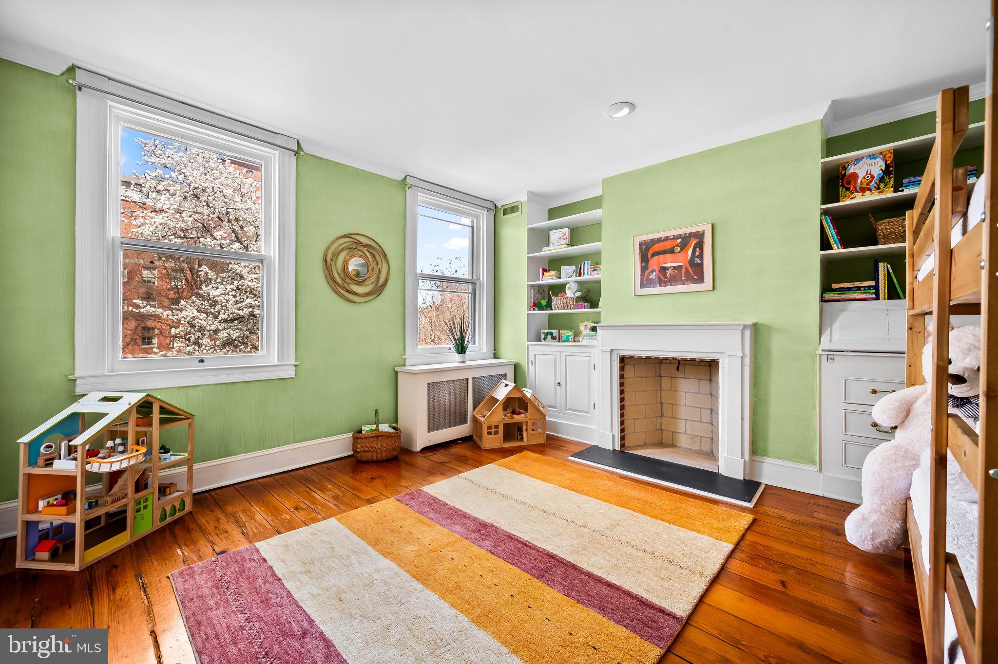 139 W Lafayette Ave
