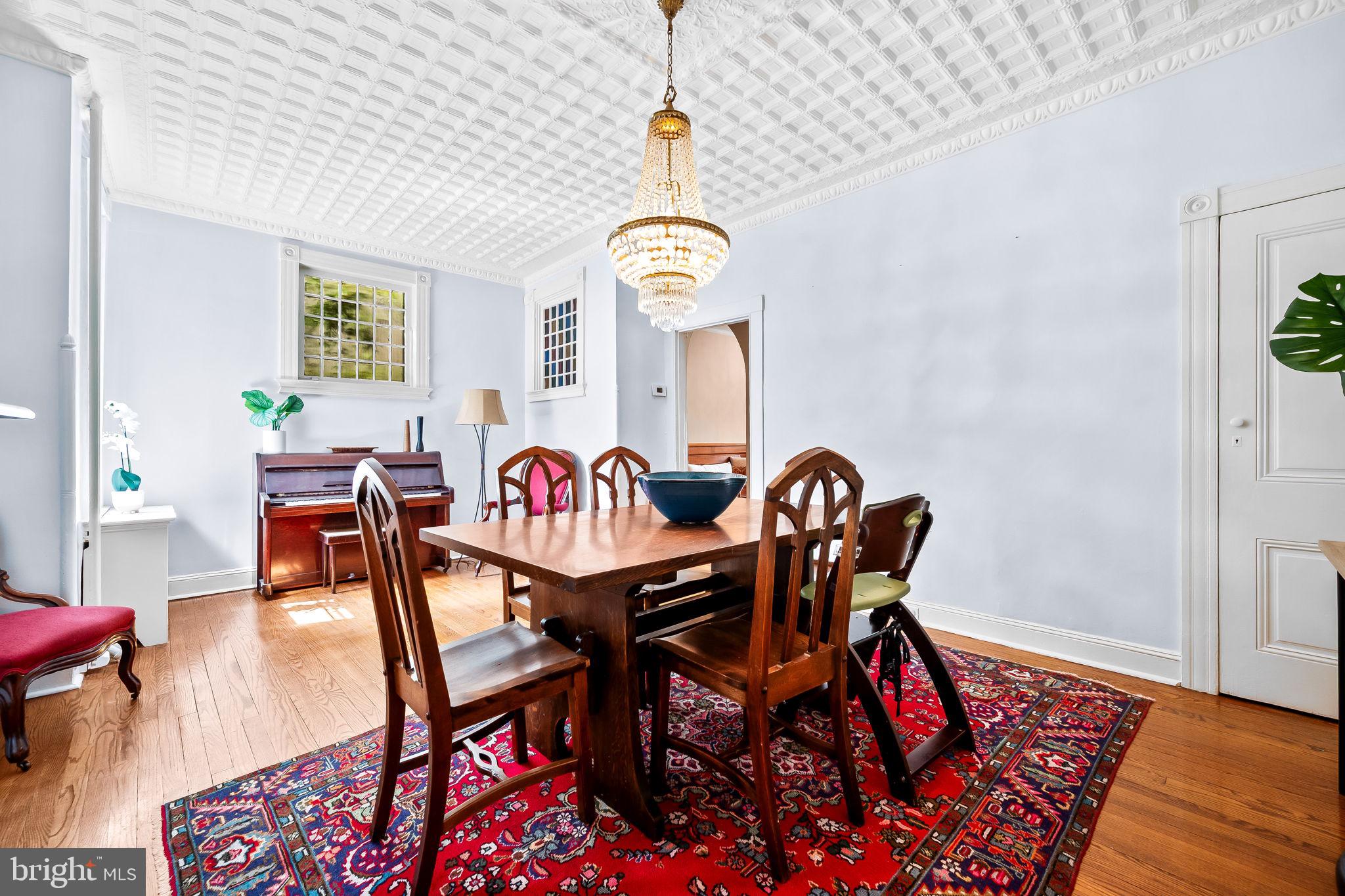139 W Lafayette Ave