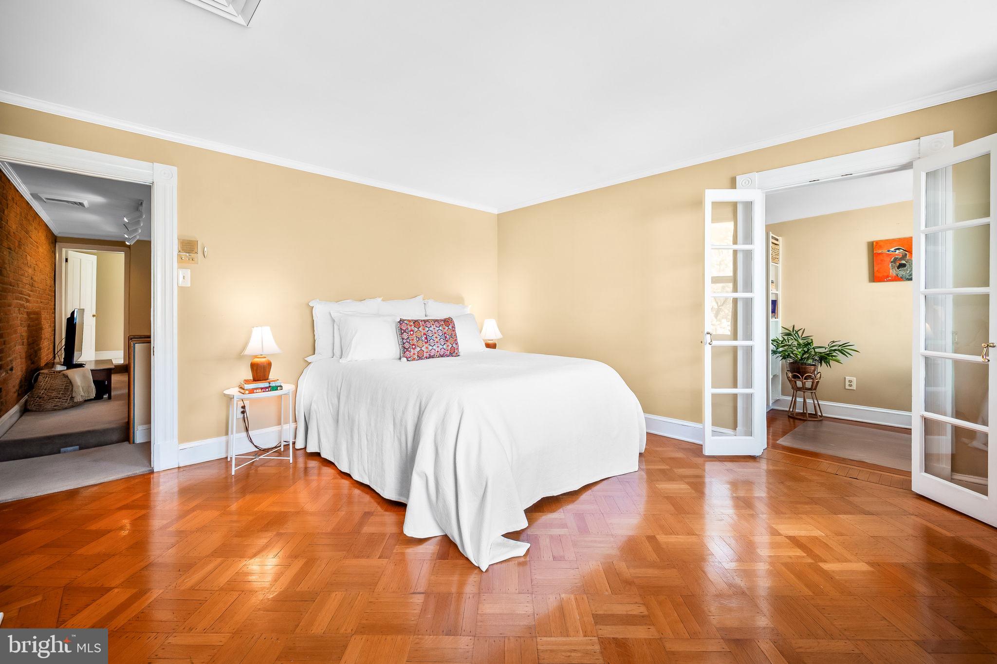 139 W Lafayette Ave