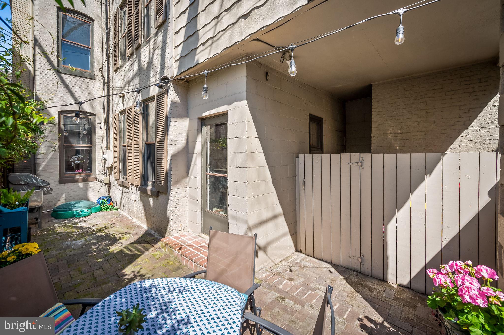 139 W Lafayette Ave