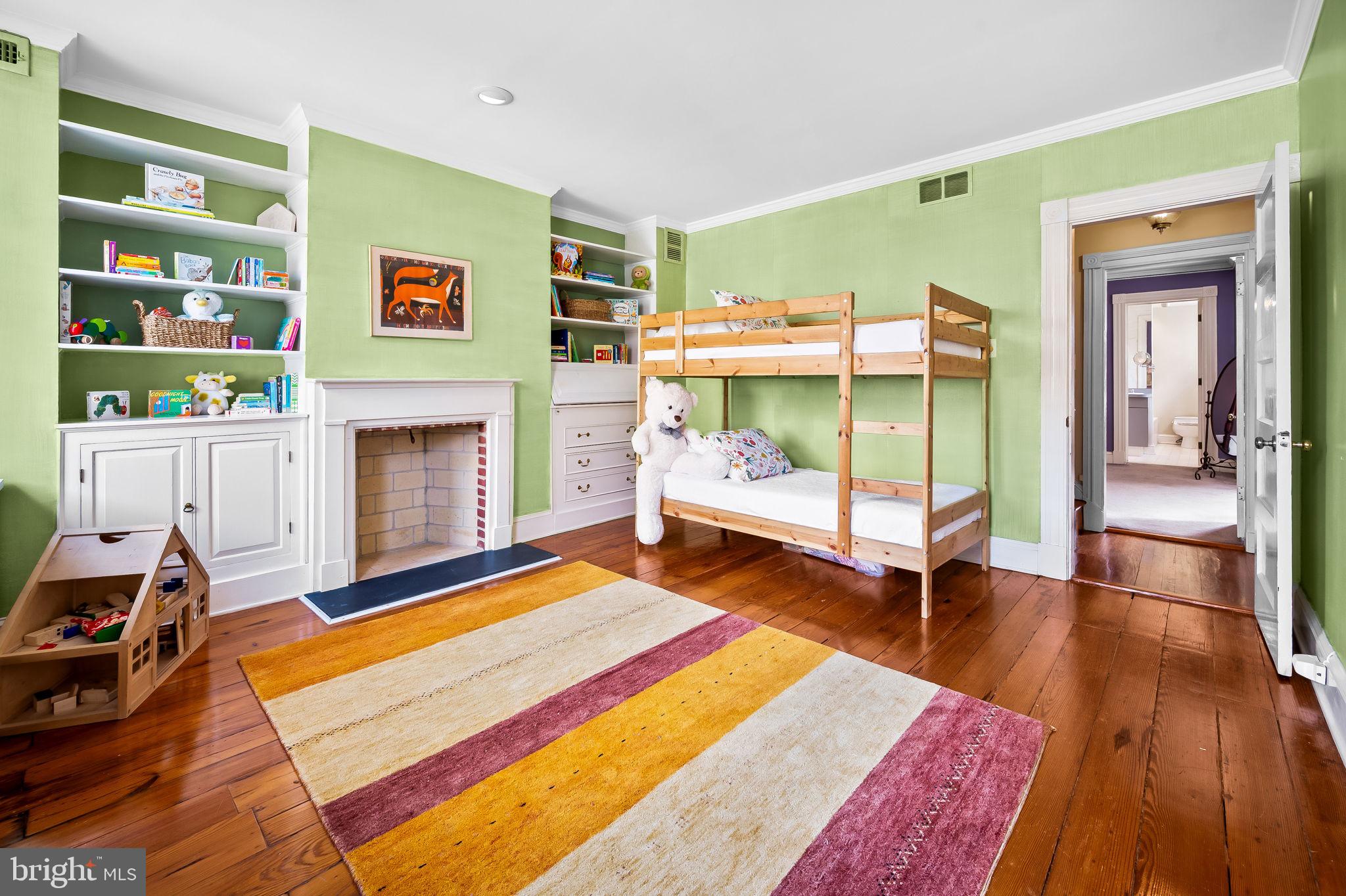 139 W Lafayette Ave