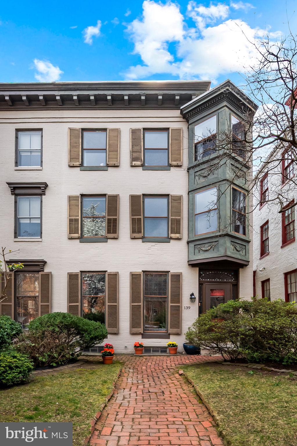 139 W Lafayette Ave
