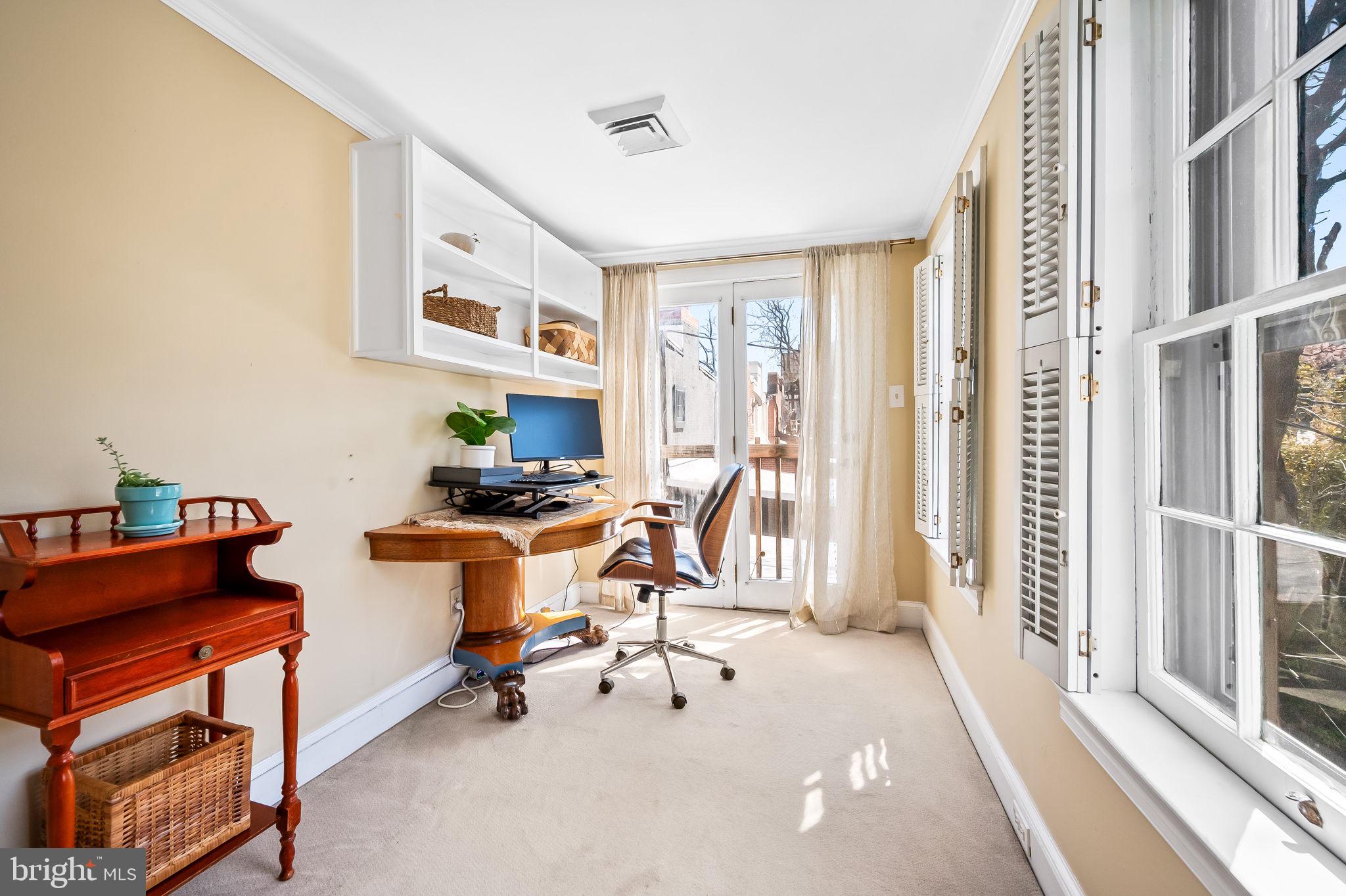139 W Lafayette Ave