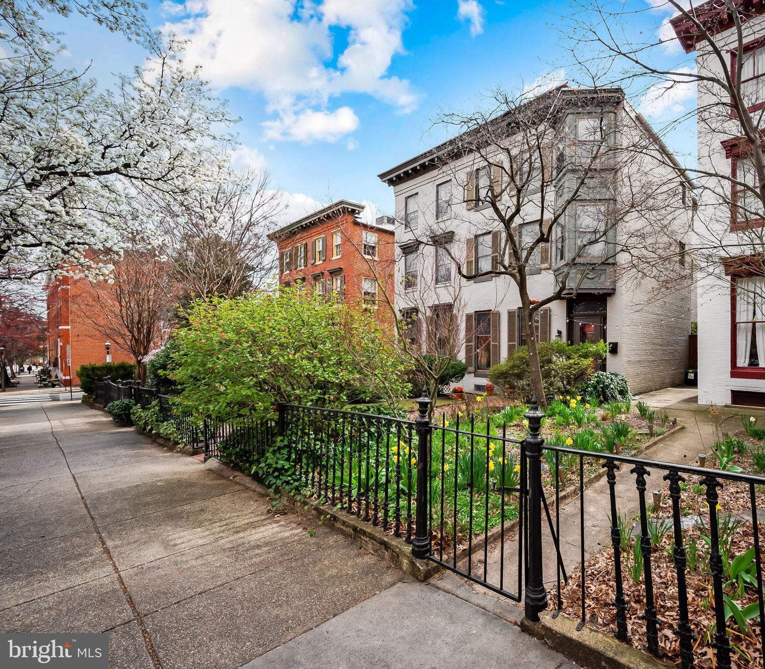 139 W Lafayette Ave