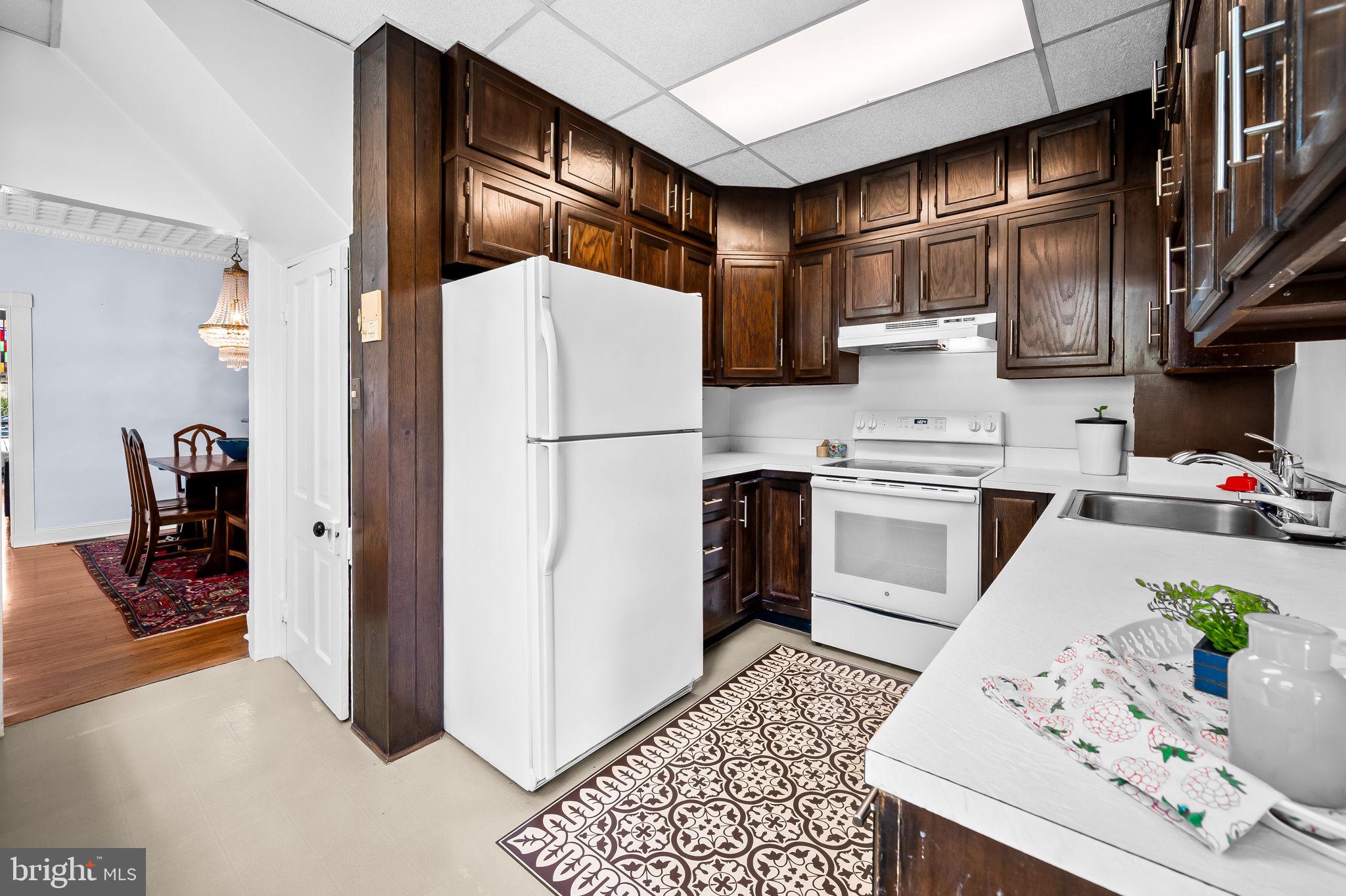 139 W Lafayette Ave