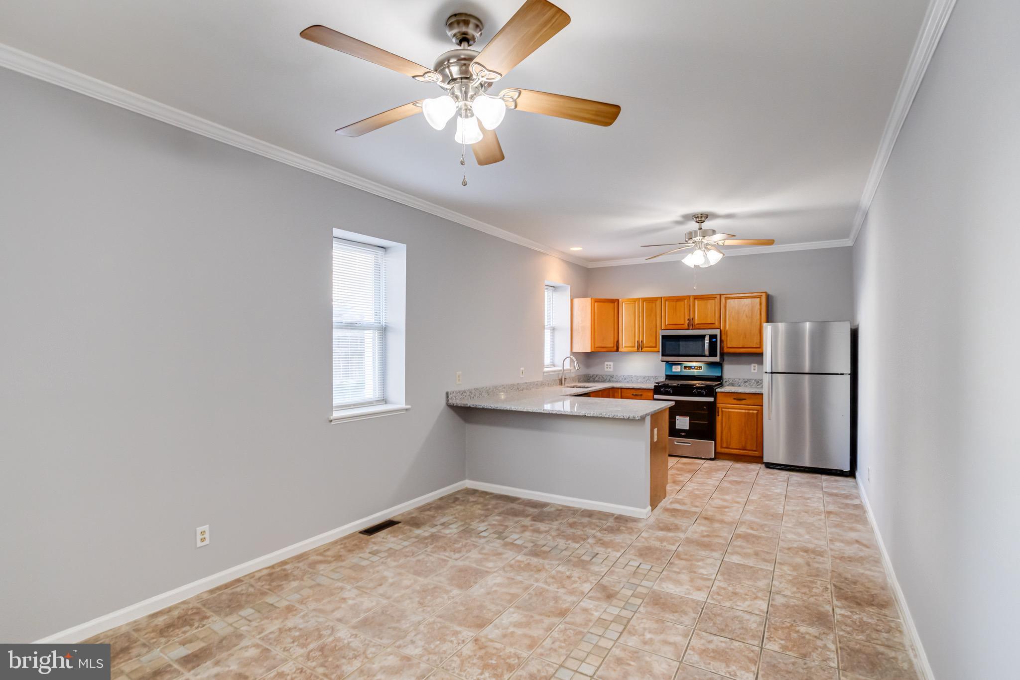 2219 E Fairmount Ave