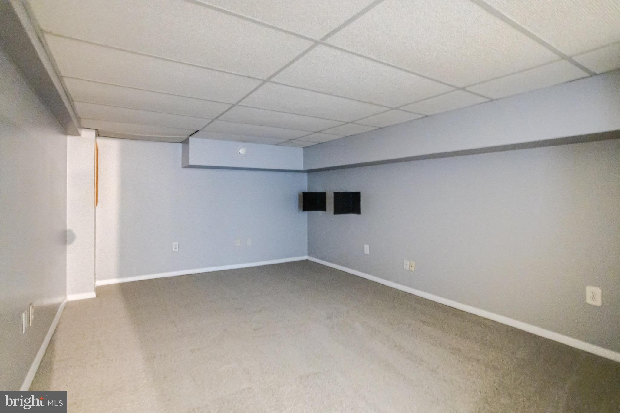 2219 E Fairmount Ave