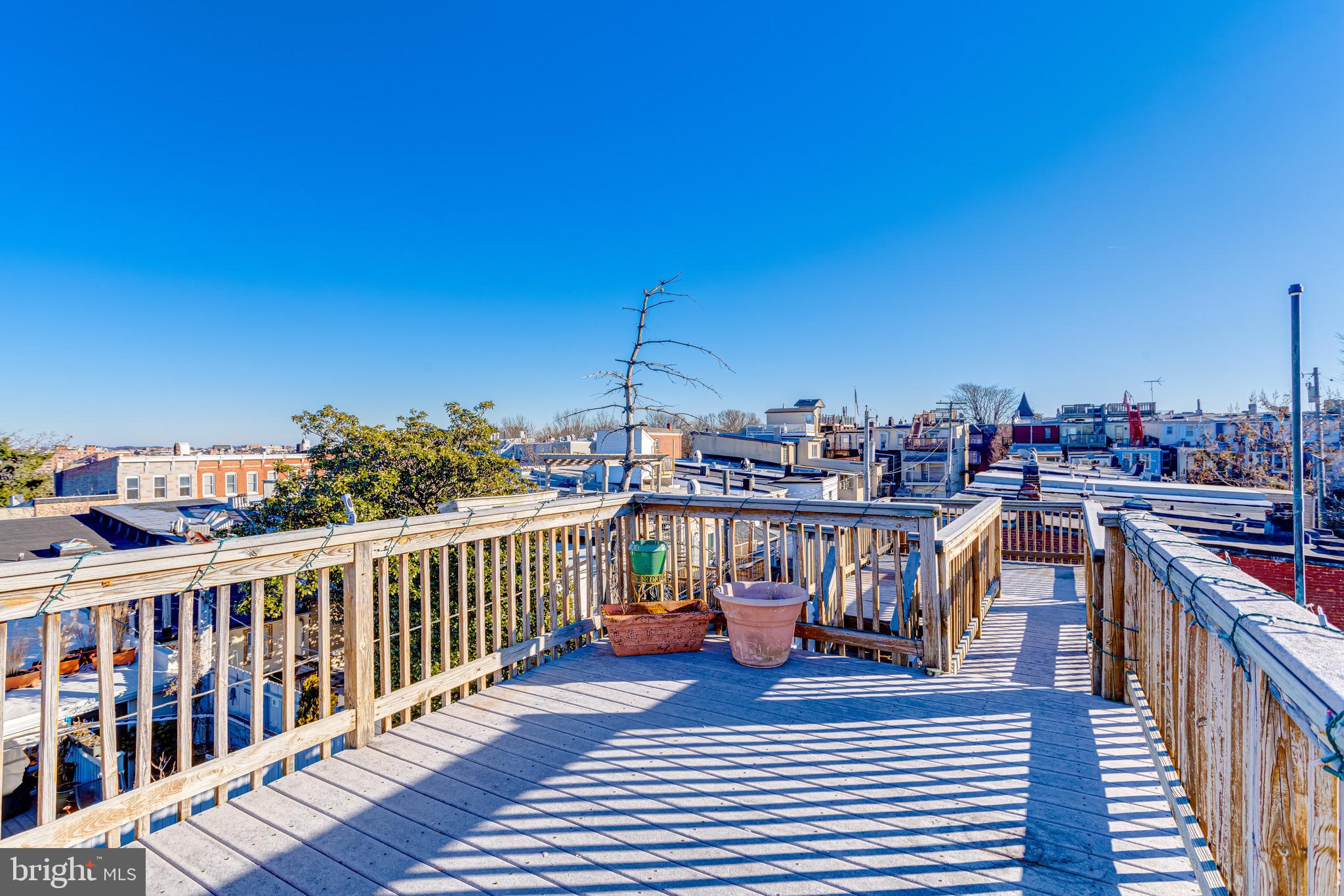 2219 E Fairmount Ave