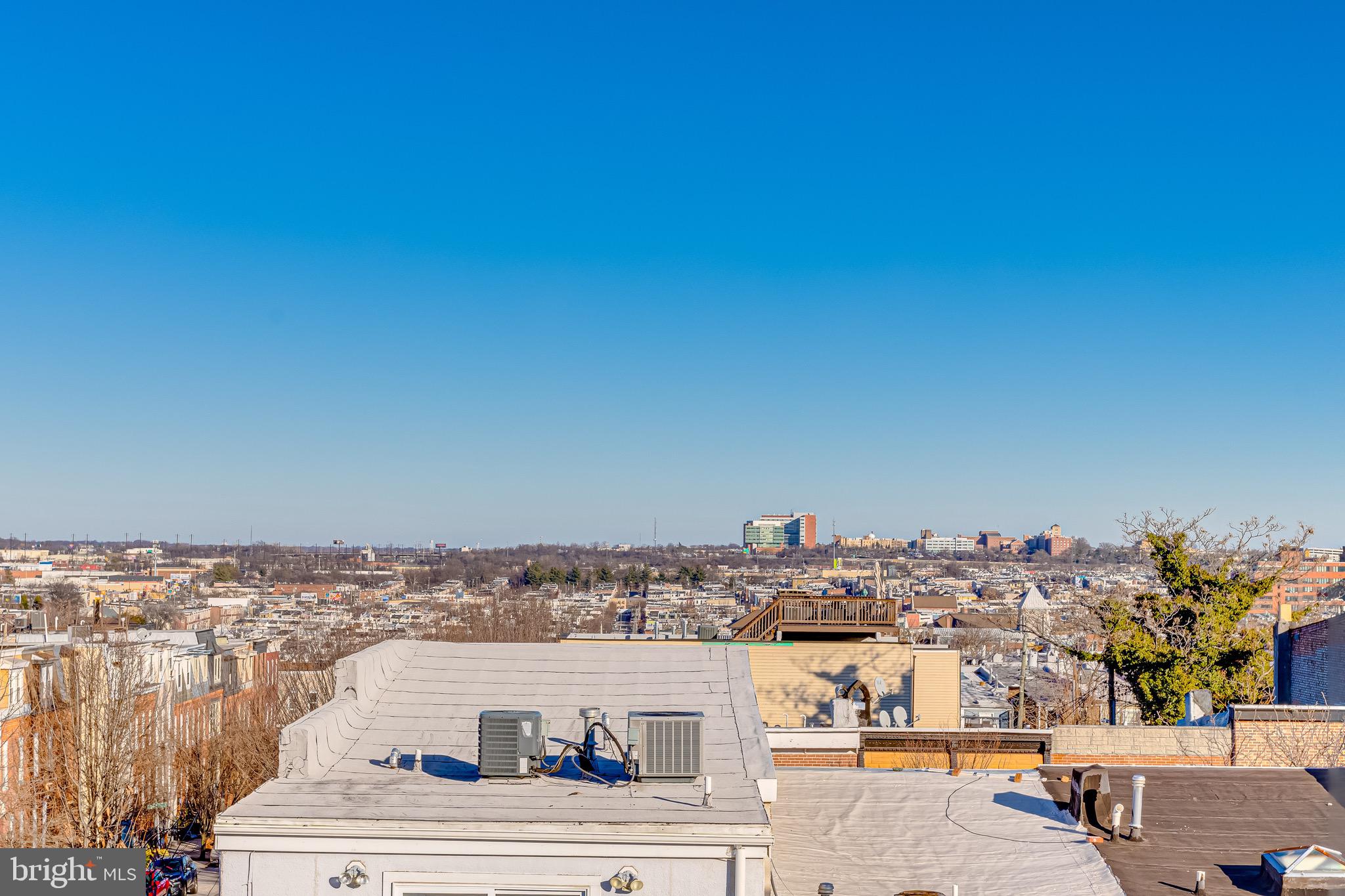 2219 E Fairmount Ave