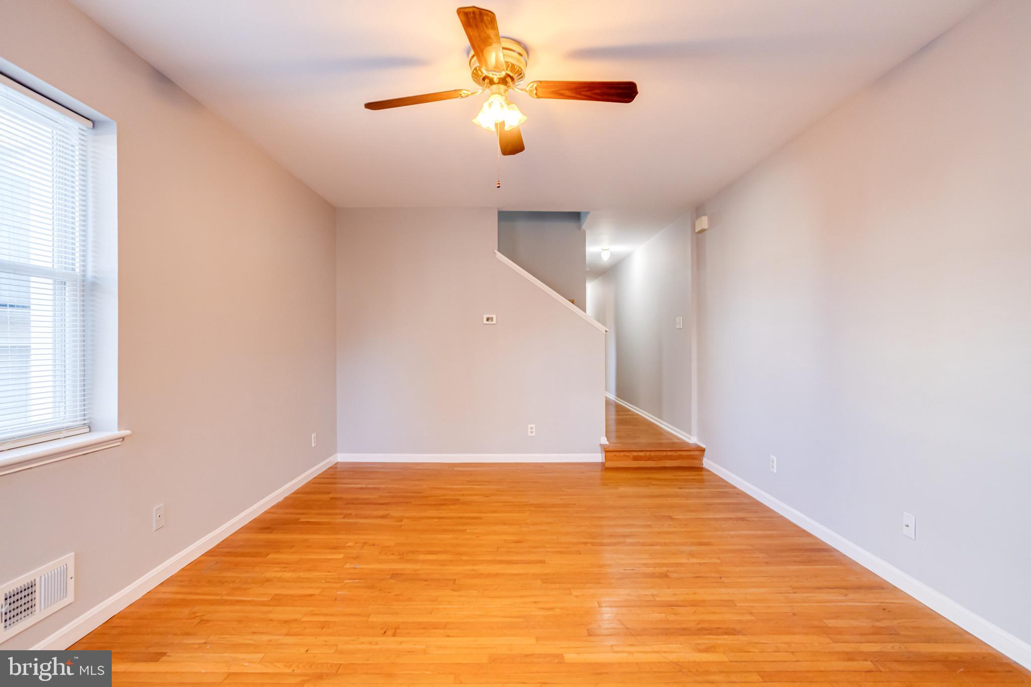 2219 E Fairmount Ave