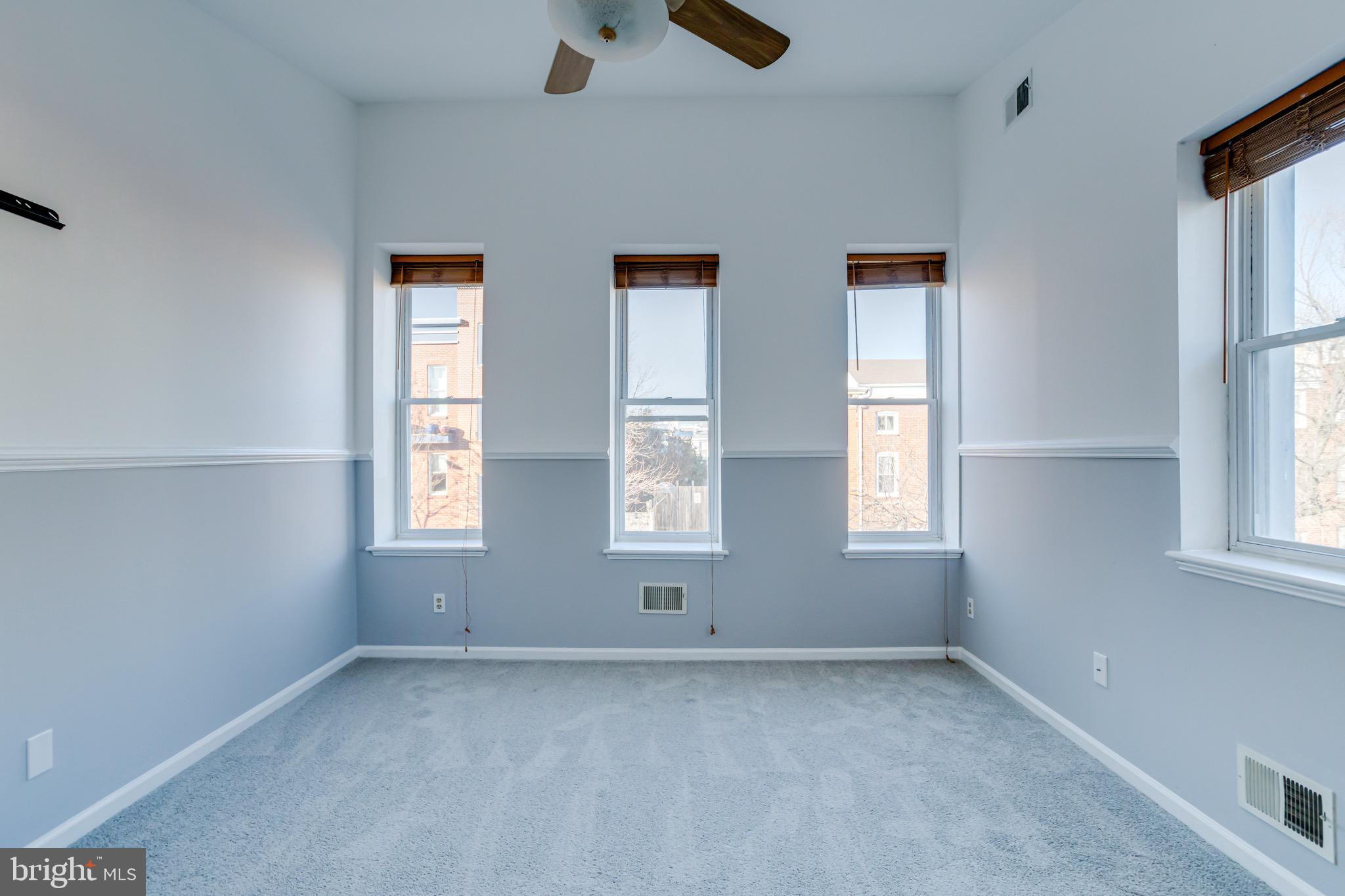 2219 E Fairmount Ave