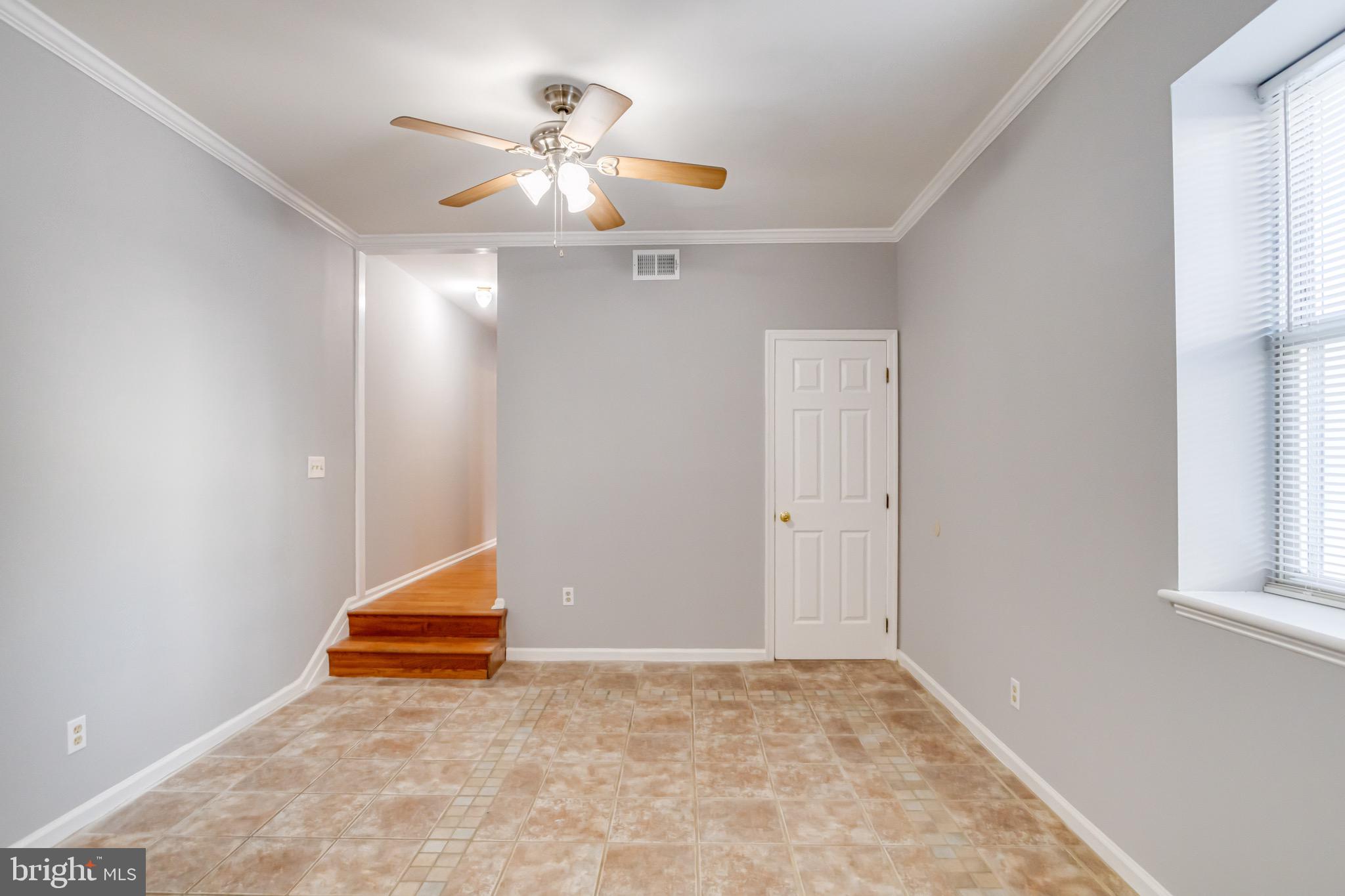 2219 E Fairmount Ave