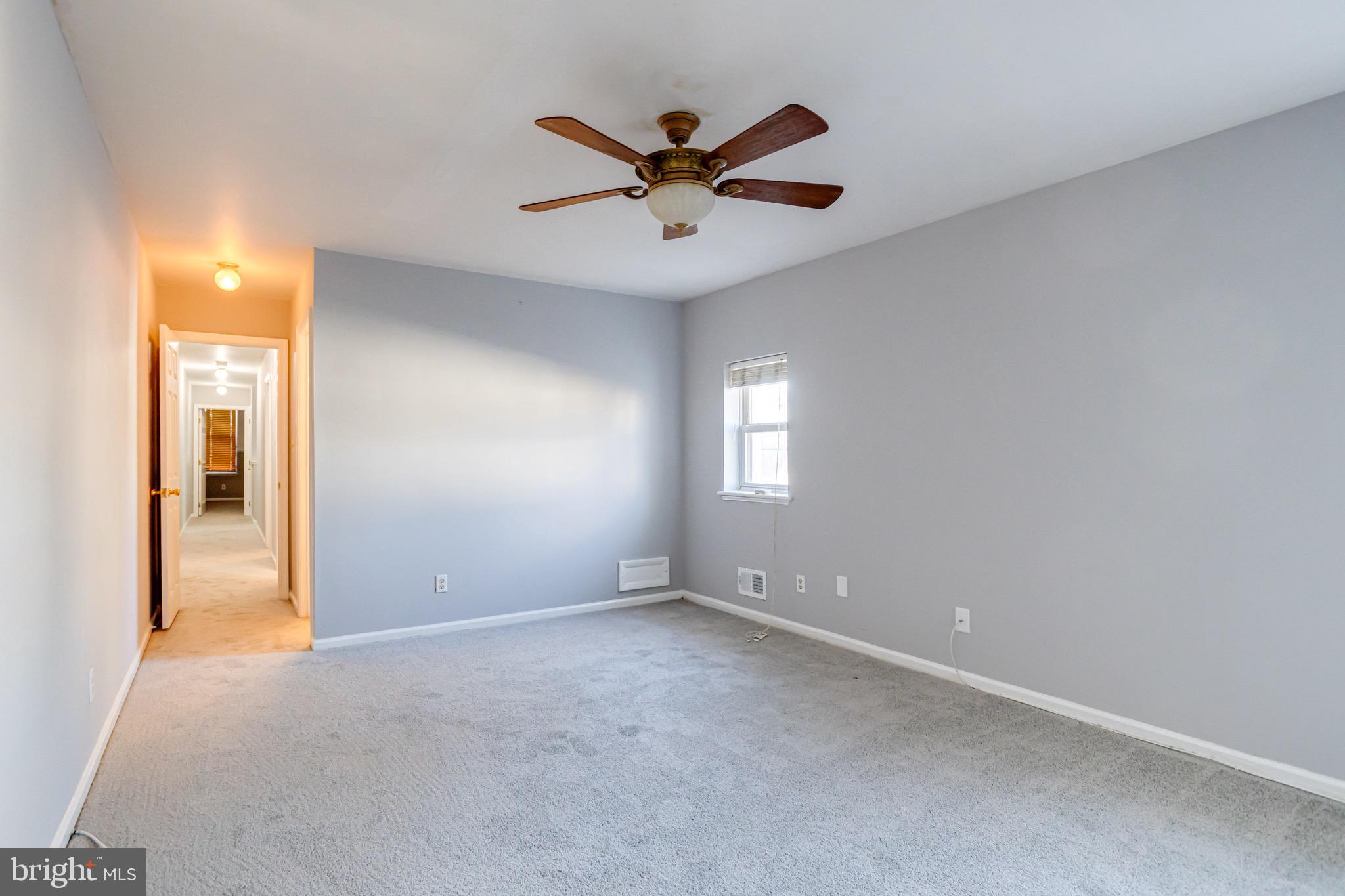 2219 E Fairmount Ave