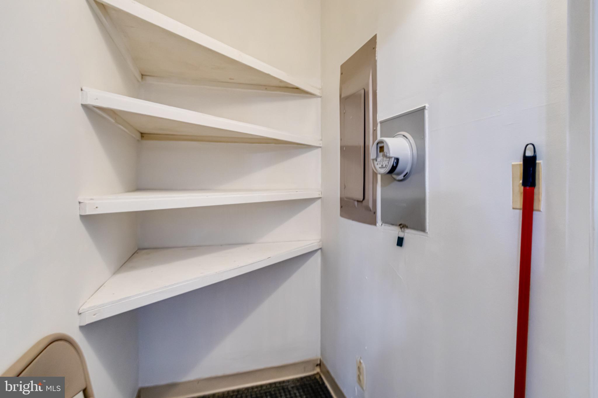 2219 E Fairmount Ave