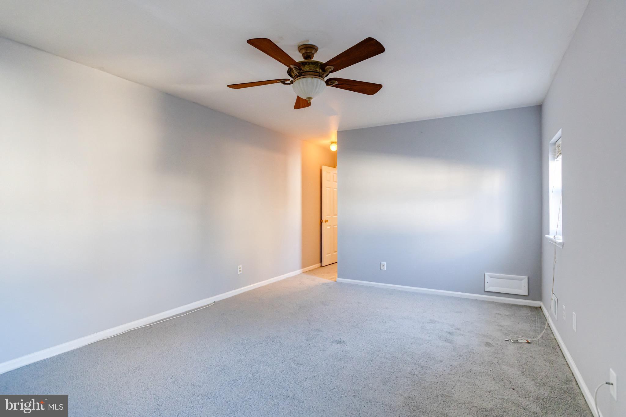 2219 E Fairmount Ave