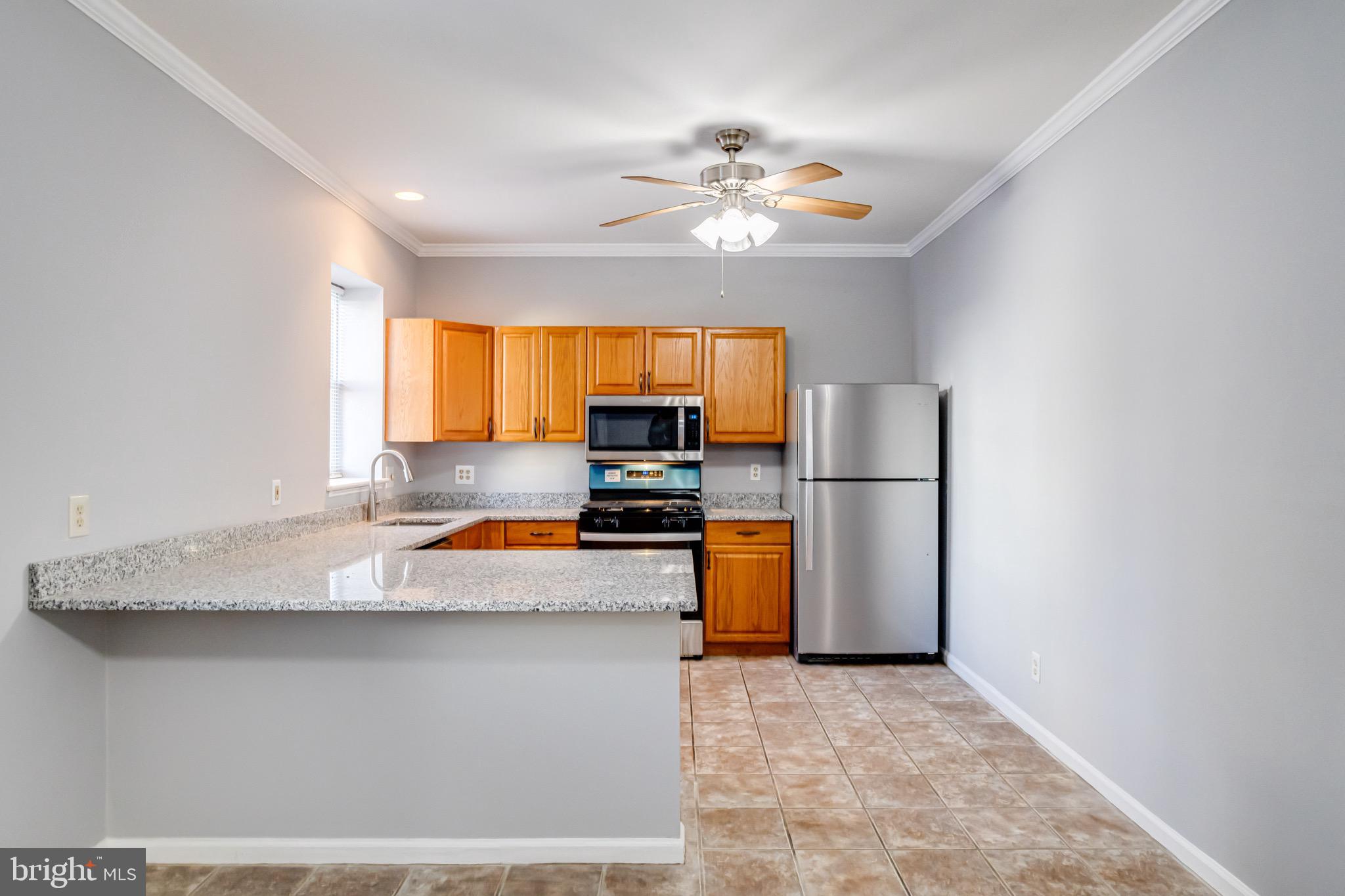 2219 E Fairmount Ave