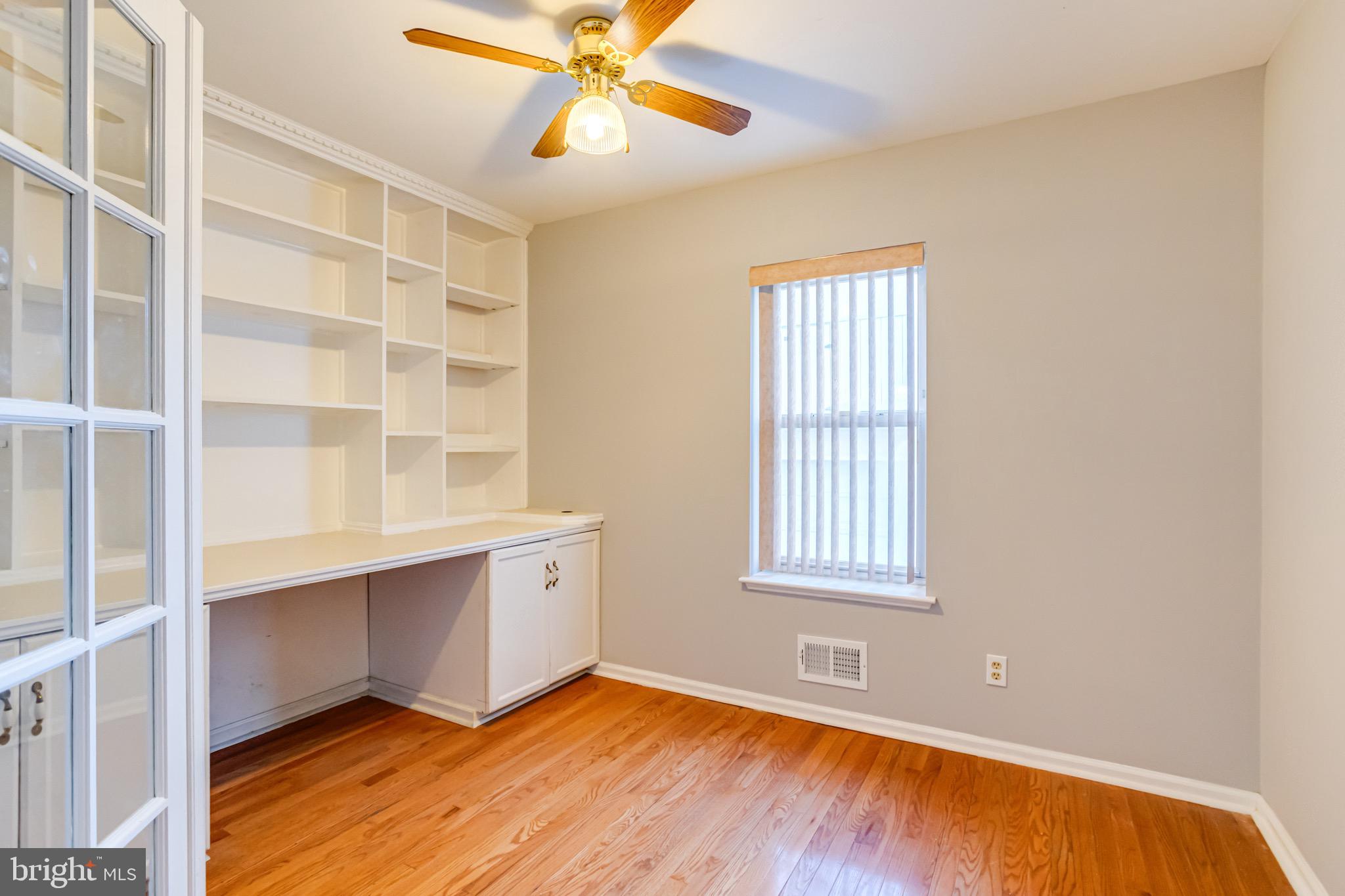 2219 E Fairmount Ave