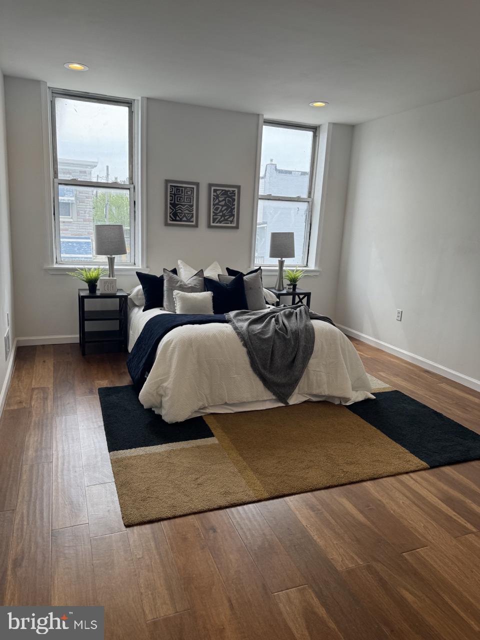 1733 N Washington St