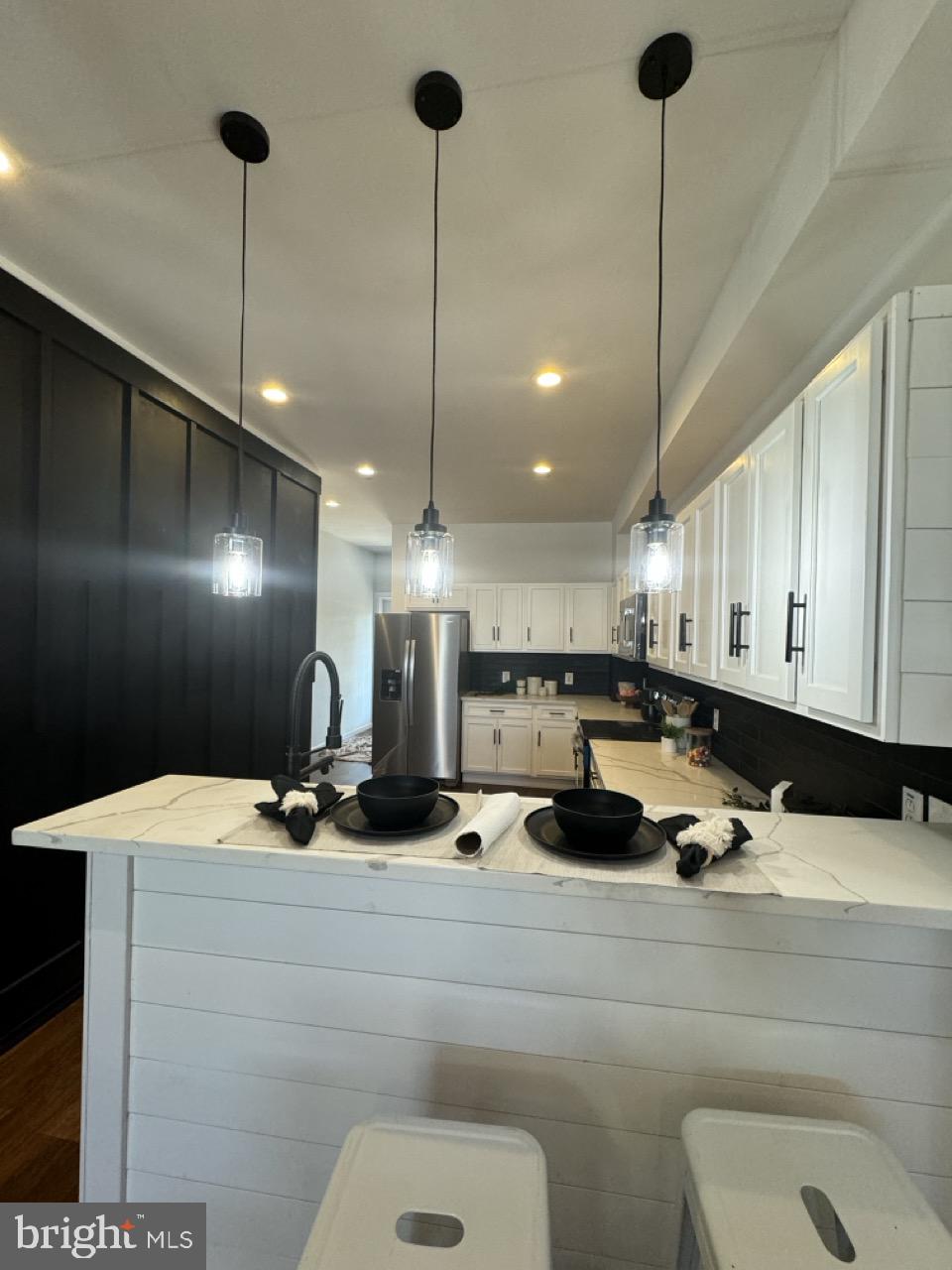 1733 N Washington St