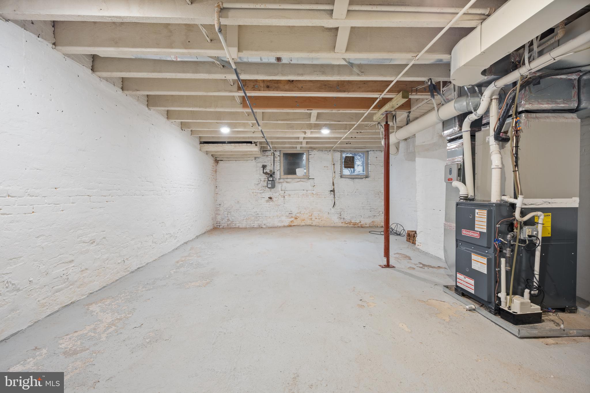415 E Lafayette Ave