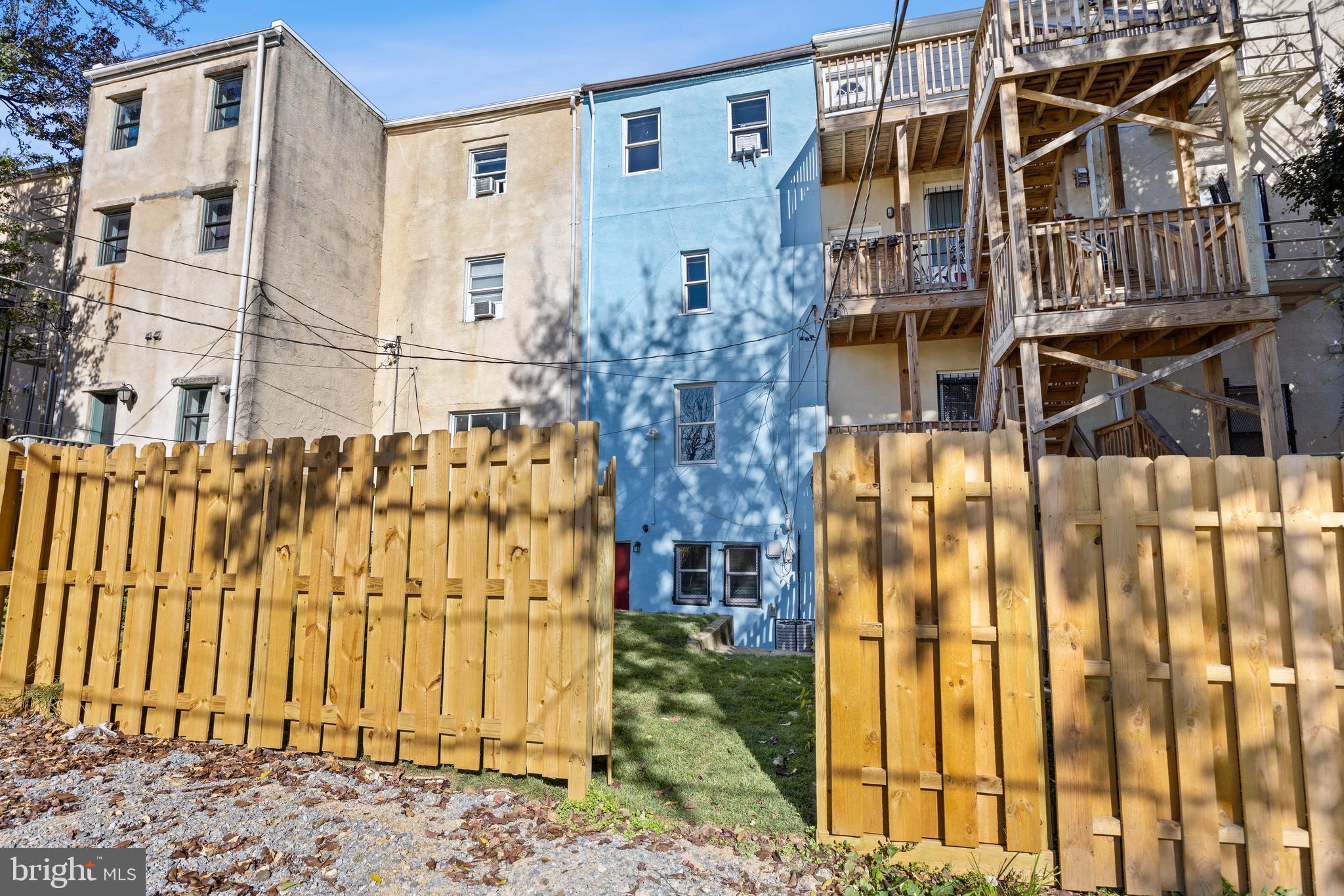 415 E Lafayette Ave