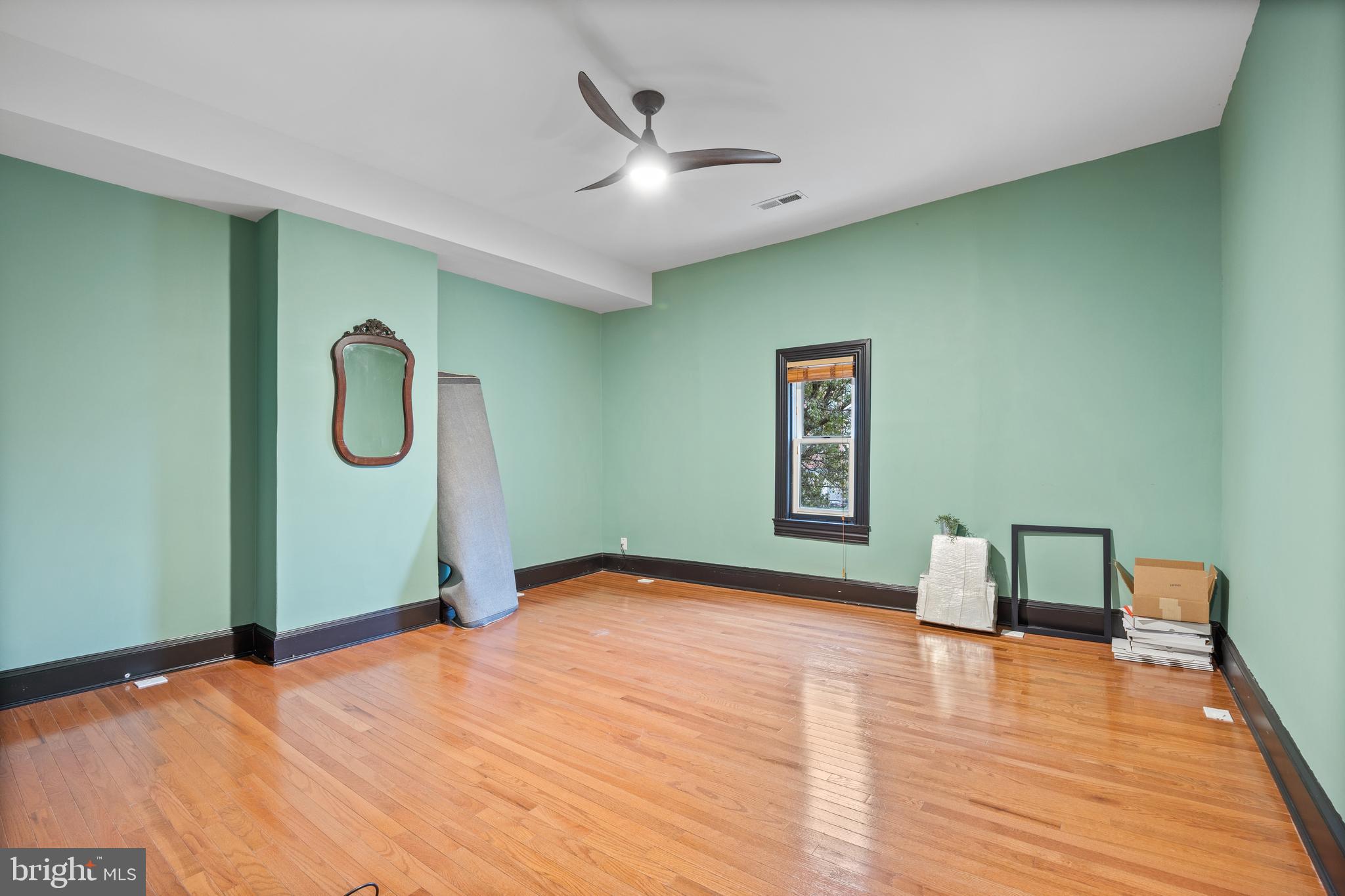 415 E Lafayette Ave