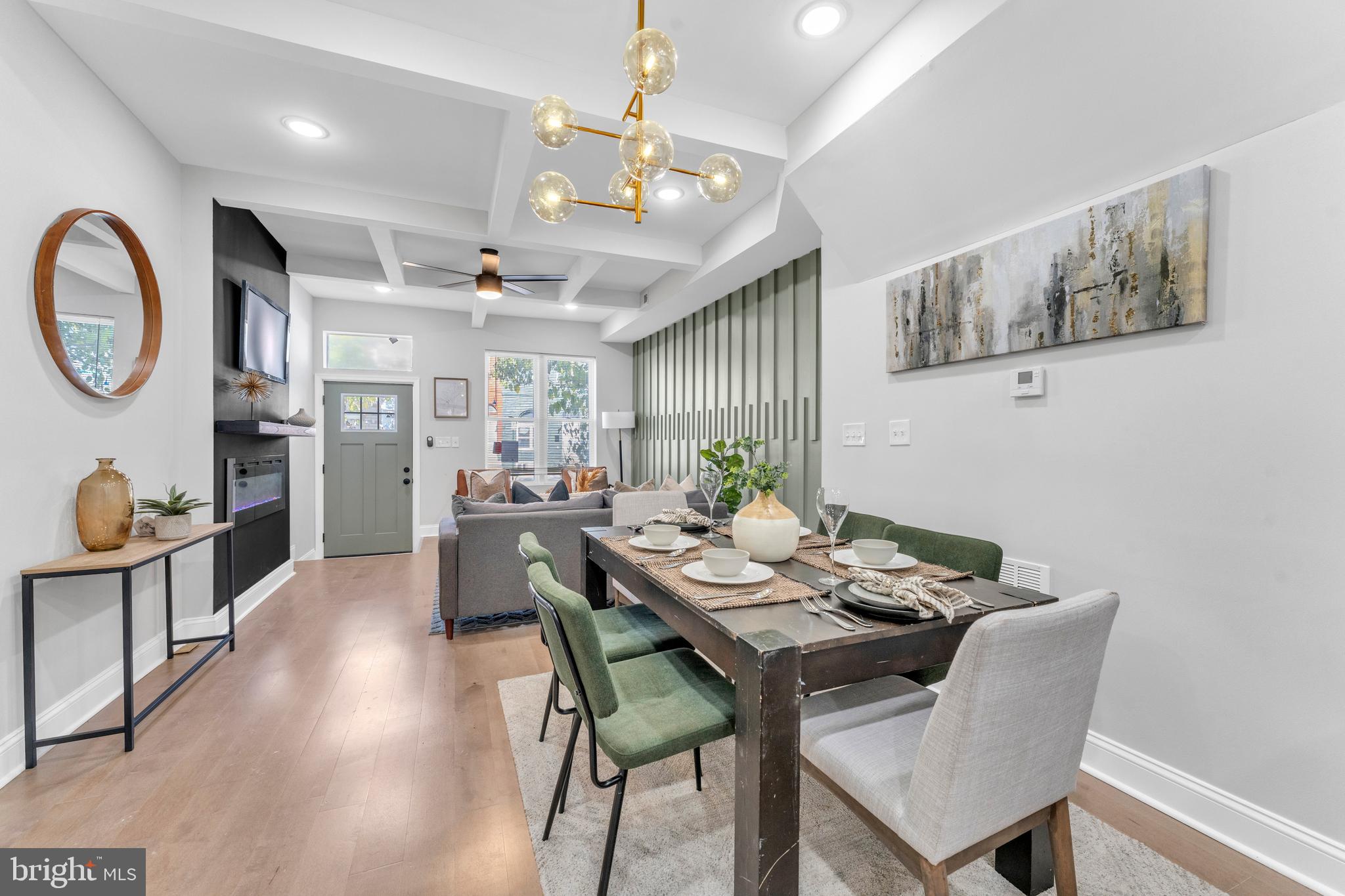 1815 E Lafayette Ave E