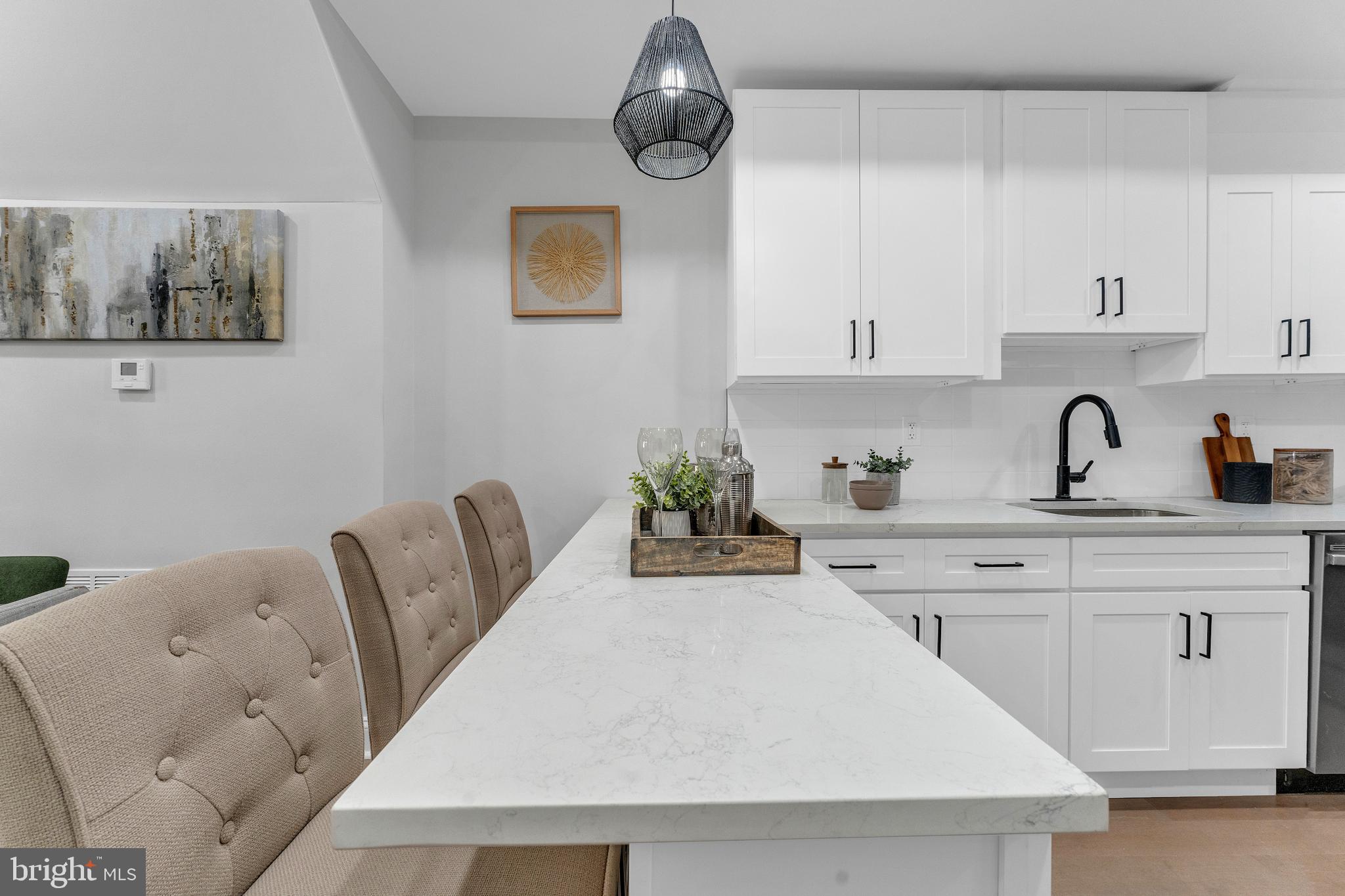 1815 E Lafayette Ave E