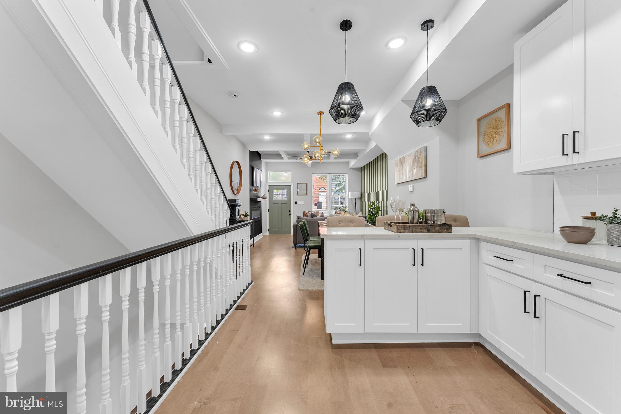 1815 E Lafayette Ave E