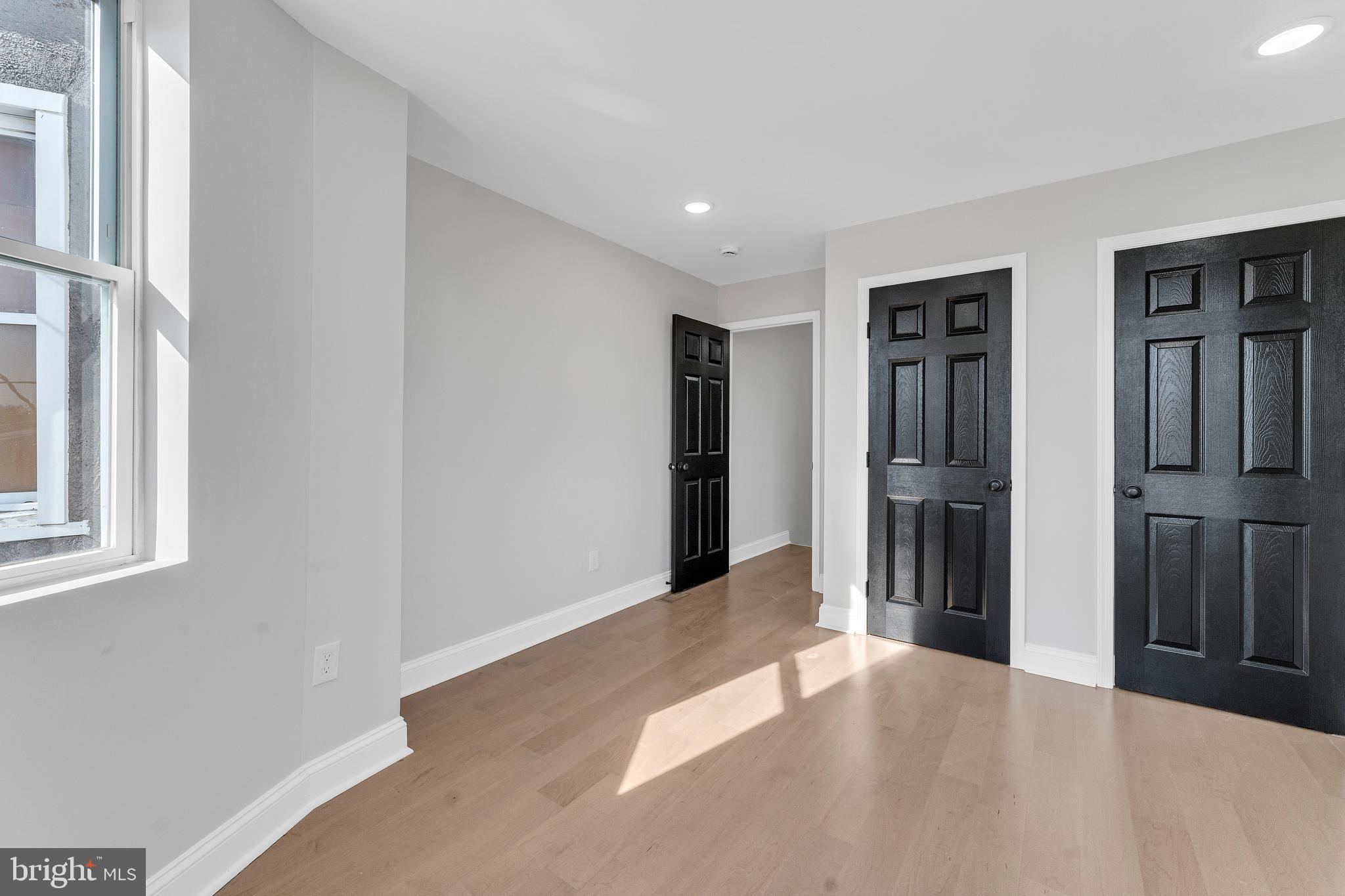 1815 E Lafayette Ave E