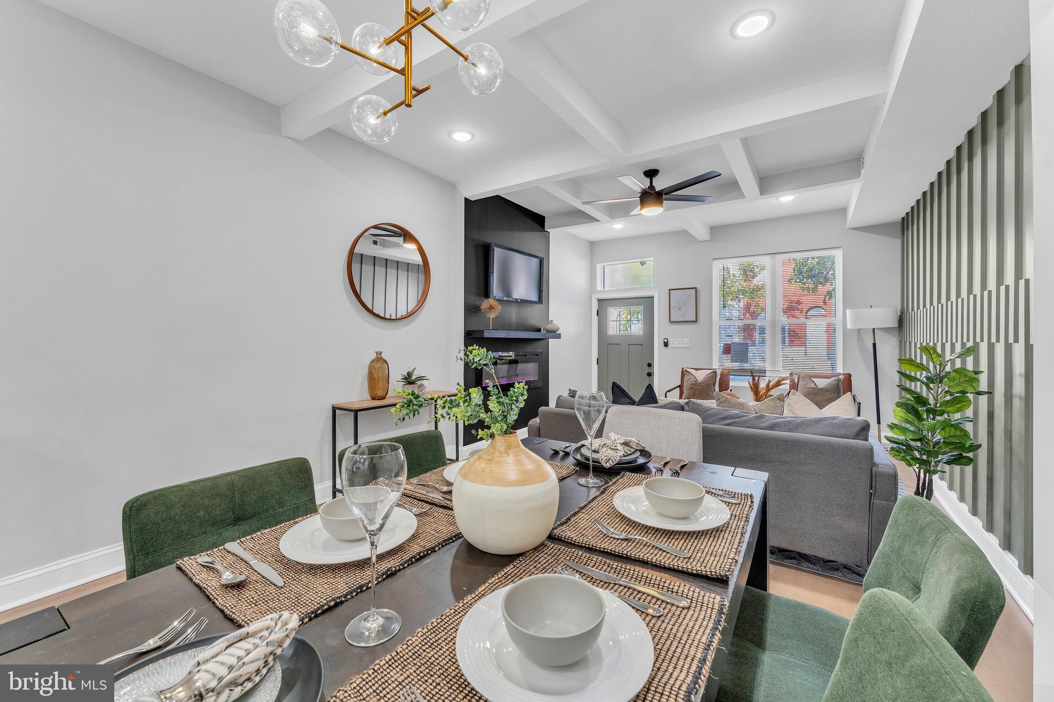 1815 E Lafayette Ave E