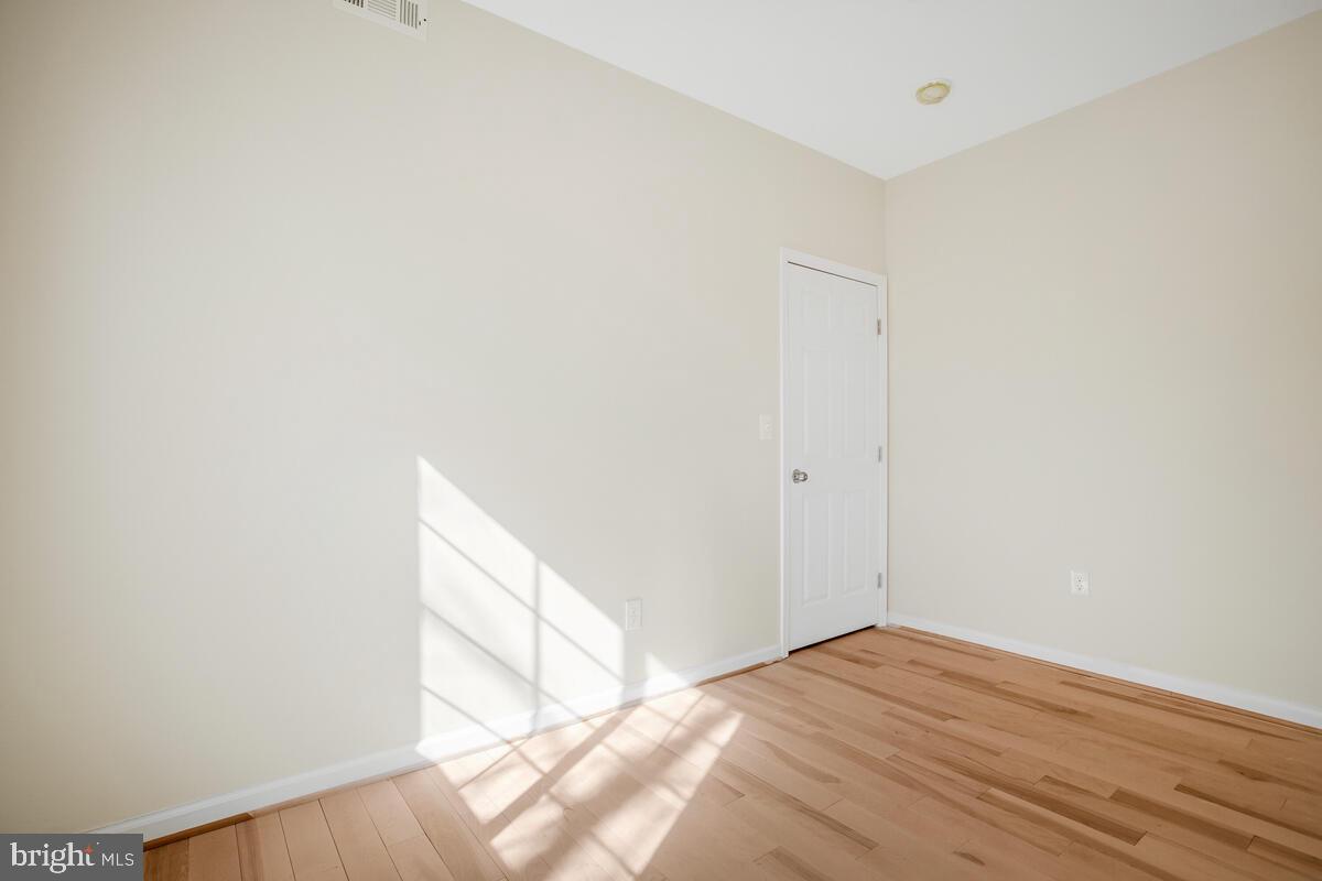 3446 Auchentoroly Ter