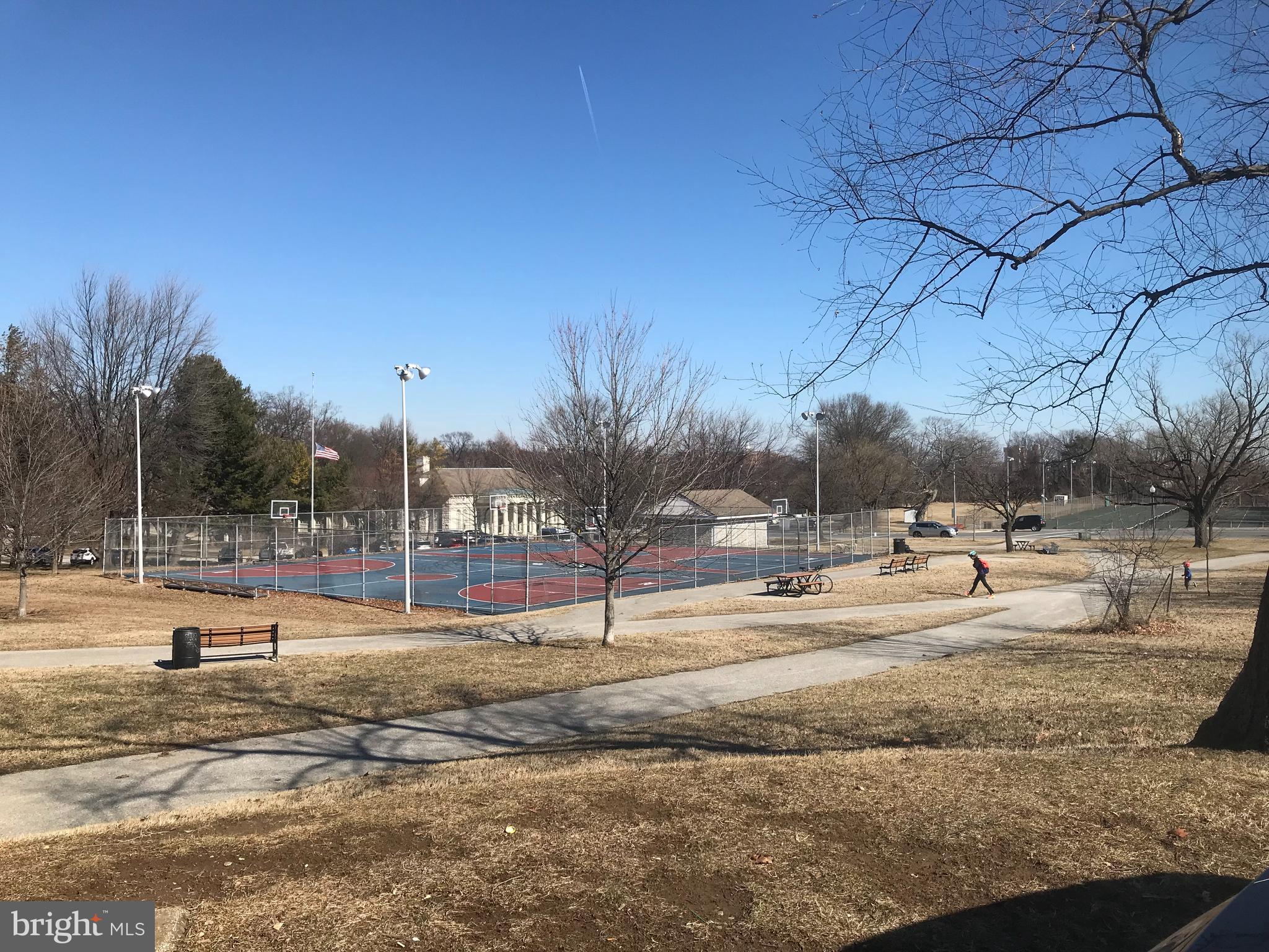 3446 Auchentoroly Ter