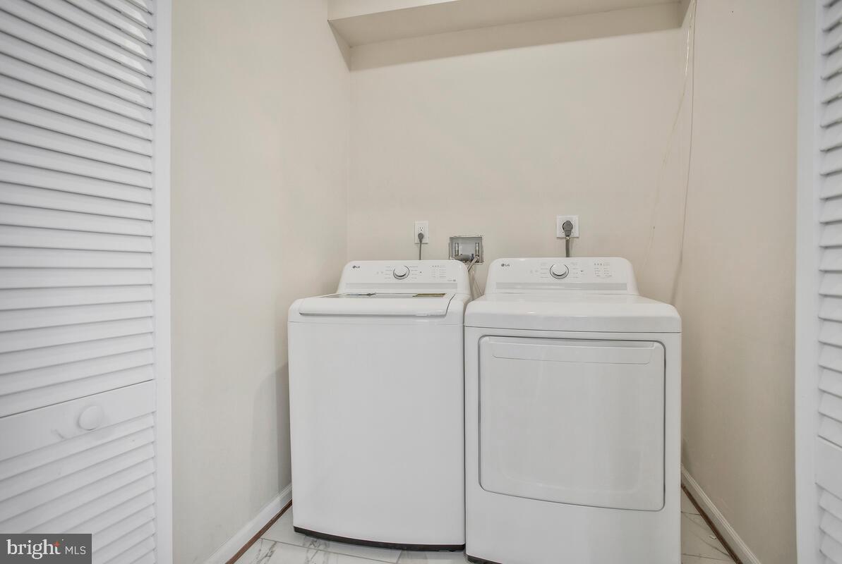 3446 Auchentoroly Ter