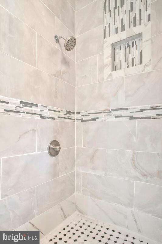 3446 Auchentoroly Ter