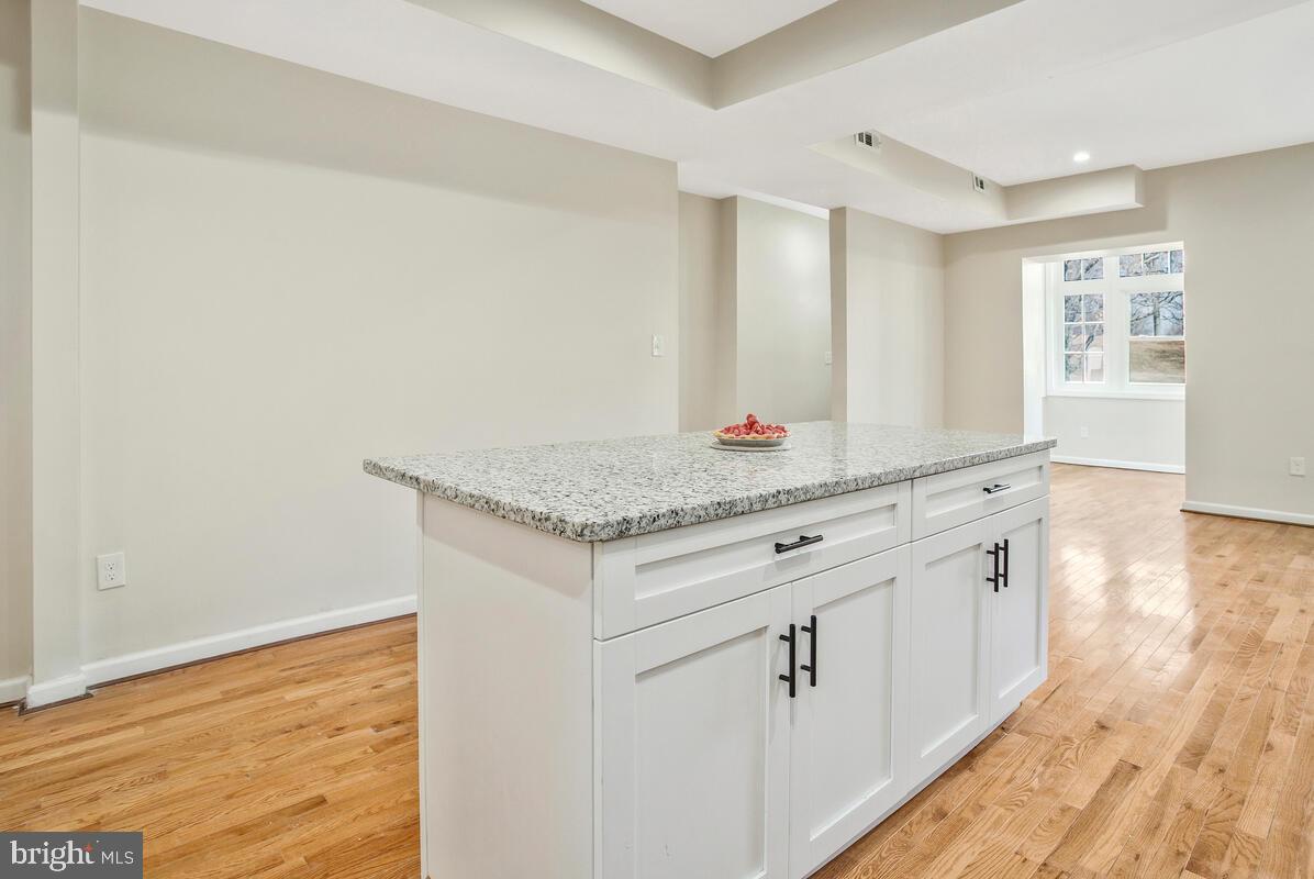 3446 Auchentoroly Ter