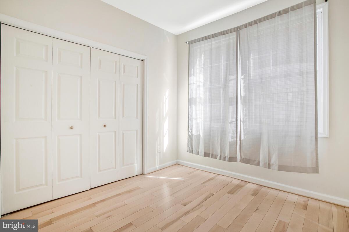 3446 Auchentoroly Ter