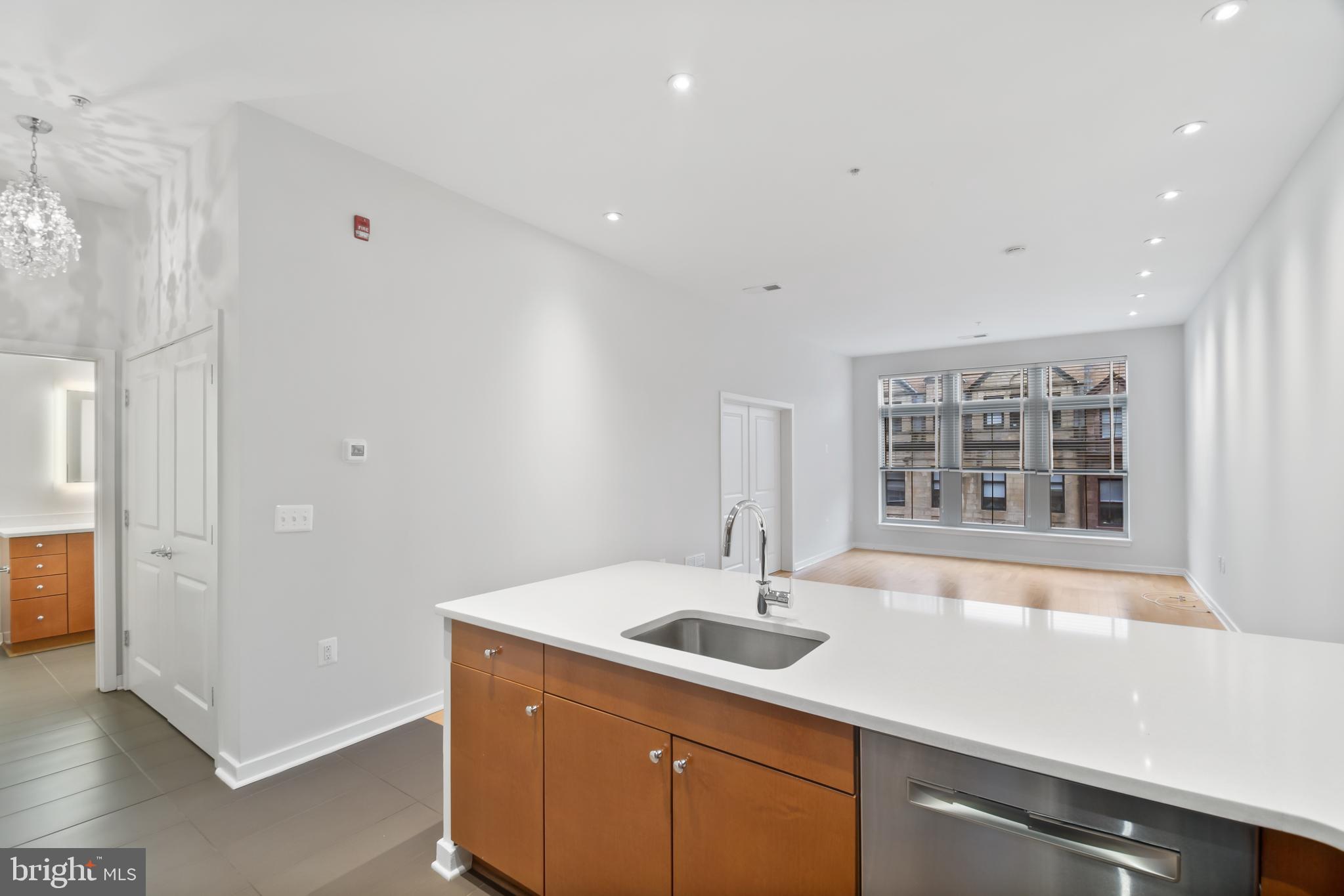 1209 CHARLES STREET 309