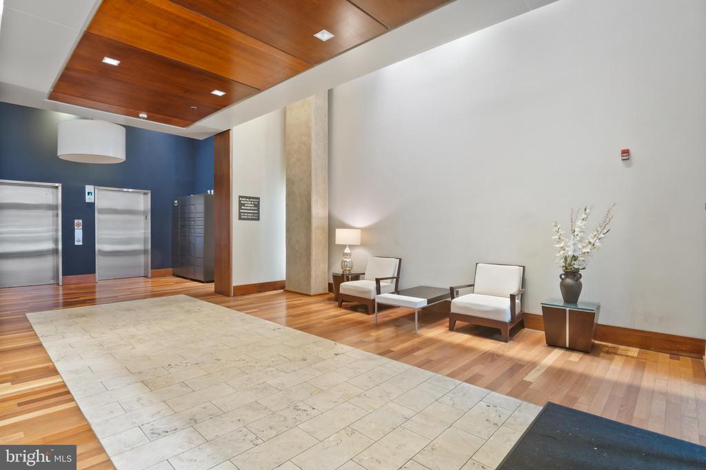 1209 CHARLES STREET 309
